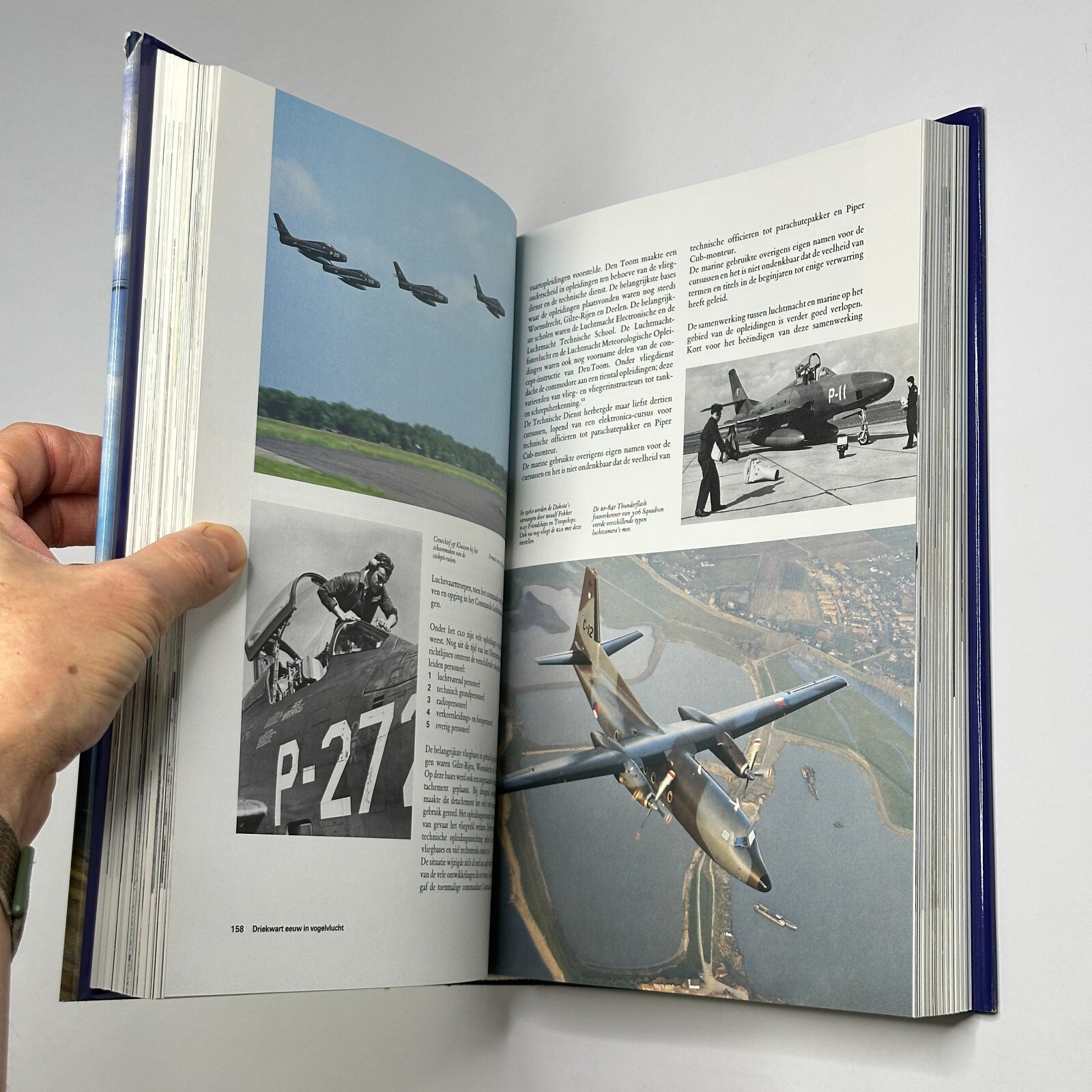 Royal Netherlands Air Force History “Vulcht door de tijd: 75 jaar” (1988)
