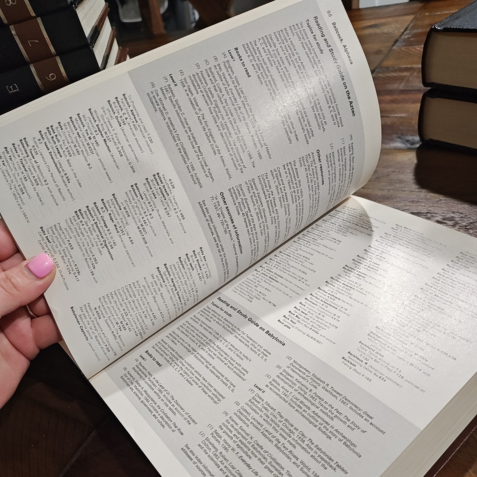 1976 World Book Encyclopedia Set With Index. 22 Volumes. Great Condition Leather