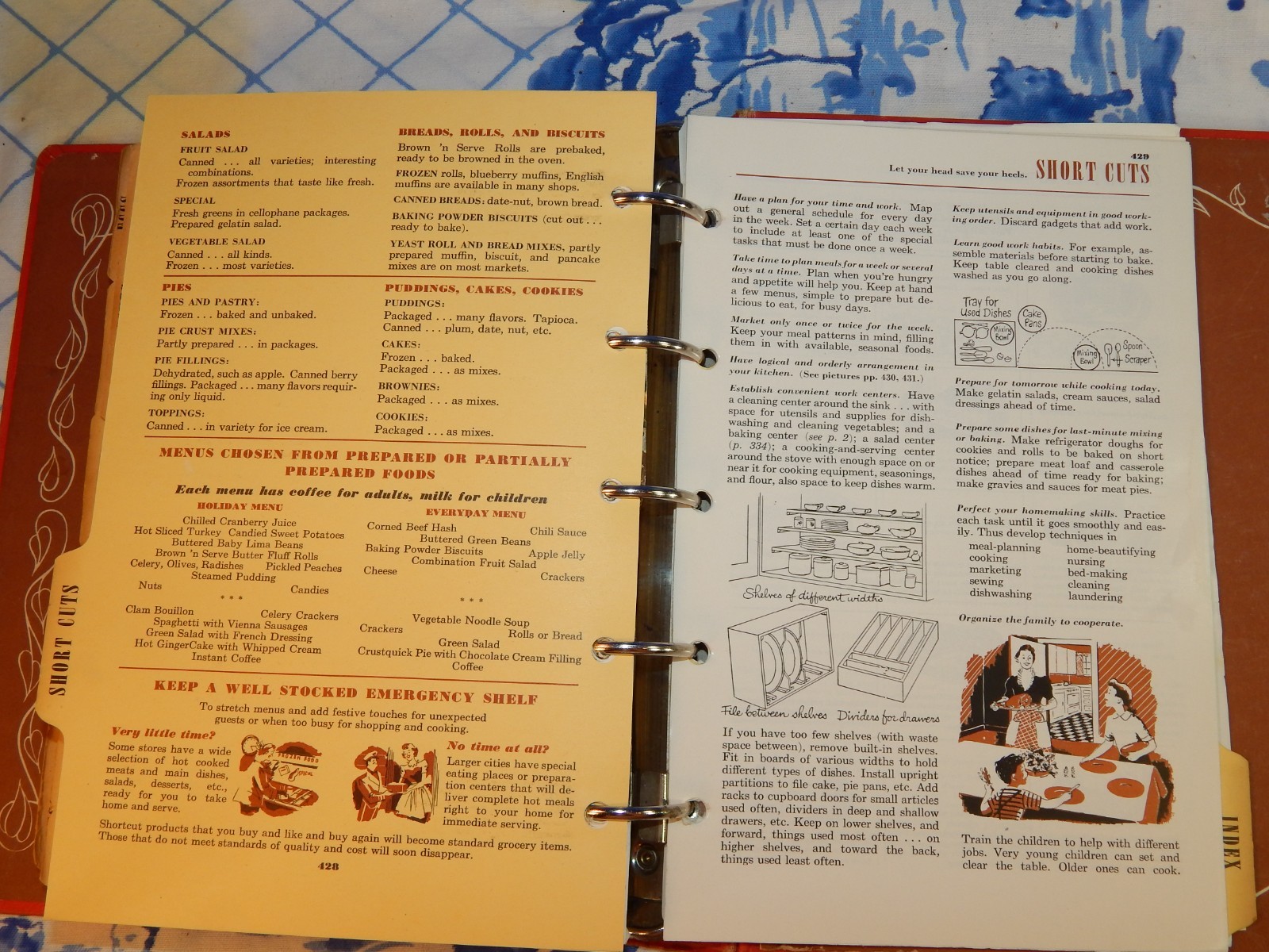 Picture Cook Book by Betty Crocker McGraw Hill & General Mills 1st Edition 1950