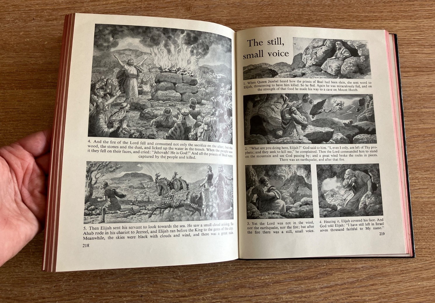 The Bible In Pictures odhams press Limited the Rev Ralph Kirby Vintage 1940s