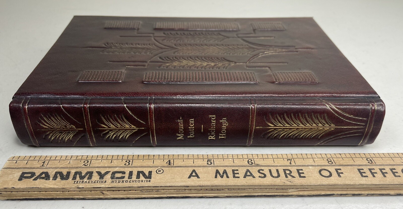 Mount Batten Richard Hough Leather Bound Book w Gold Leaf Collectors 1st Edition