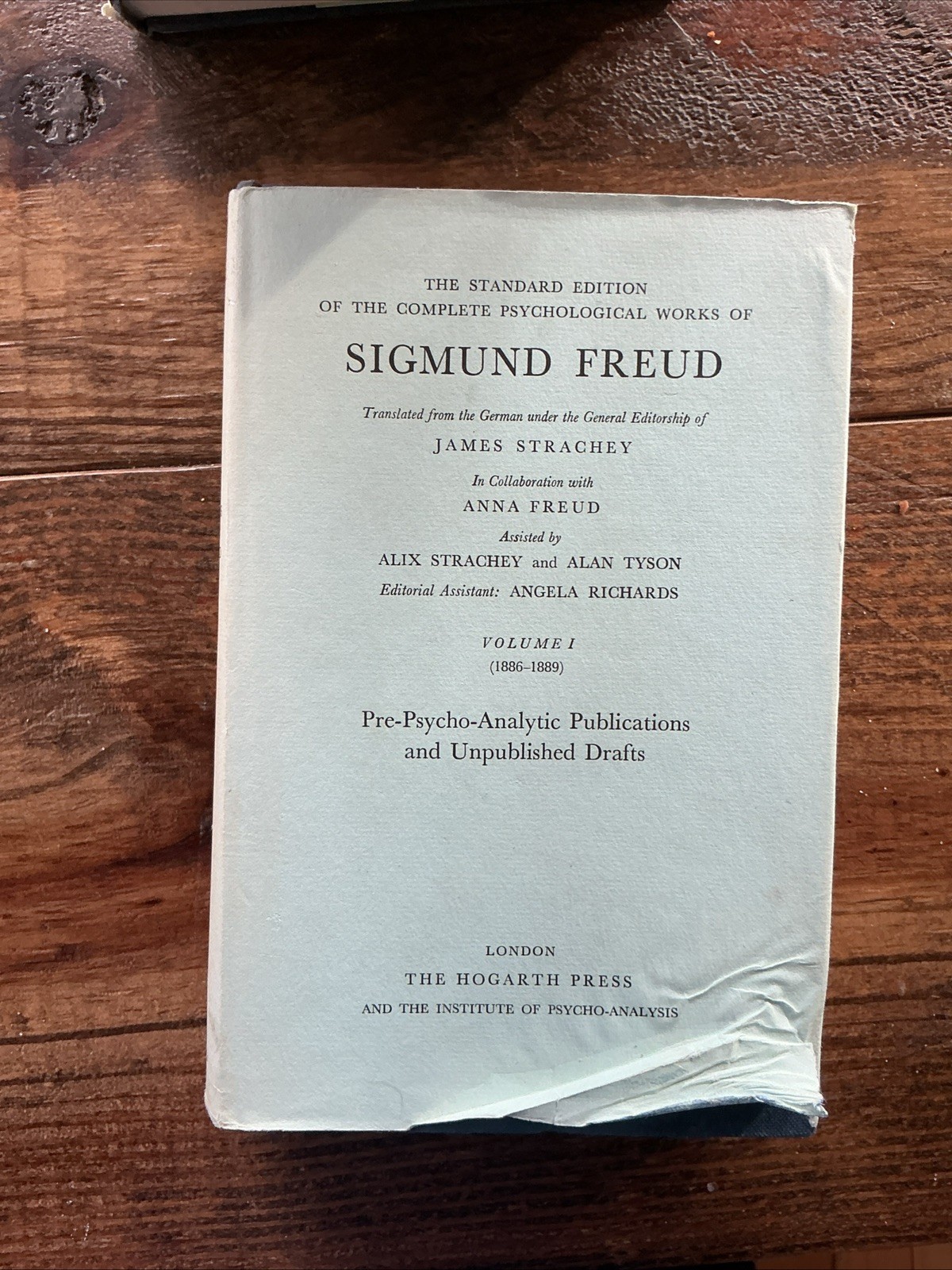 23 Book Set Of The Phycological Works Of Sigmund Freud Missing With Some Writing