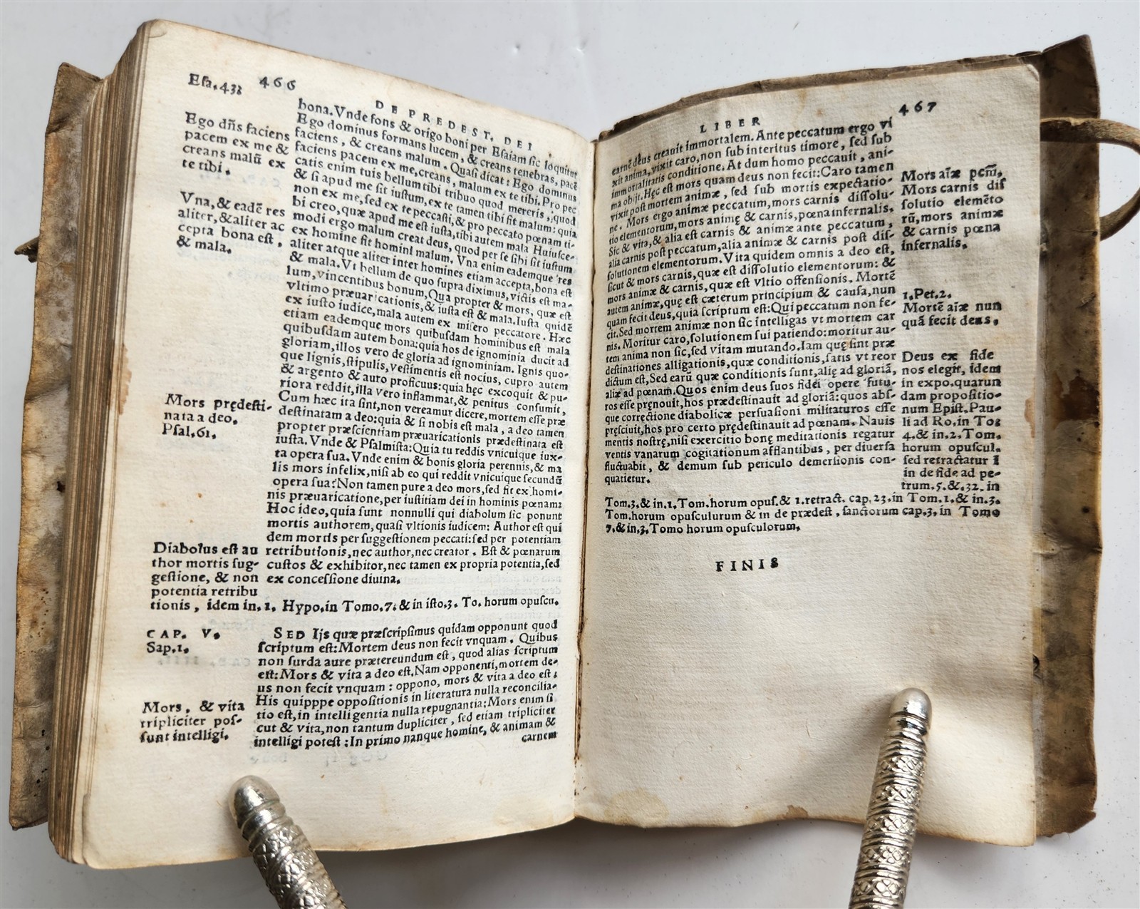 1547 D. AURELII AUGUSTINI ECCLESIAE DOCTORIE EXIMII OPUSCOLORUM antique VELLUM
