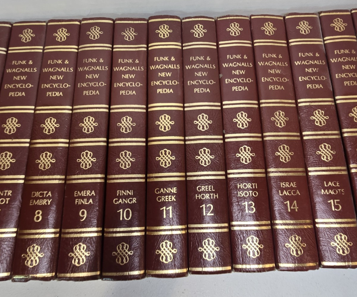Vintage 1972 FUNK & WAGNALLS New Encyclopedia Complete 27 Book Set