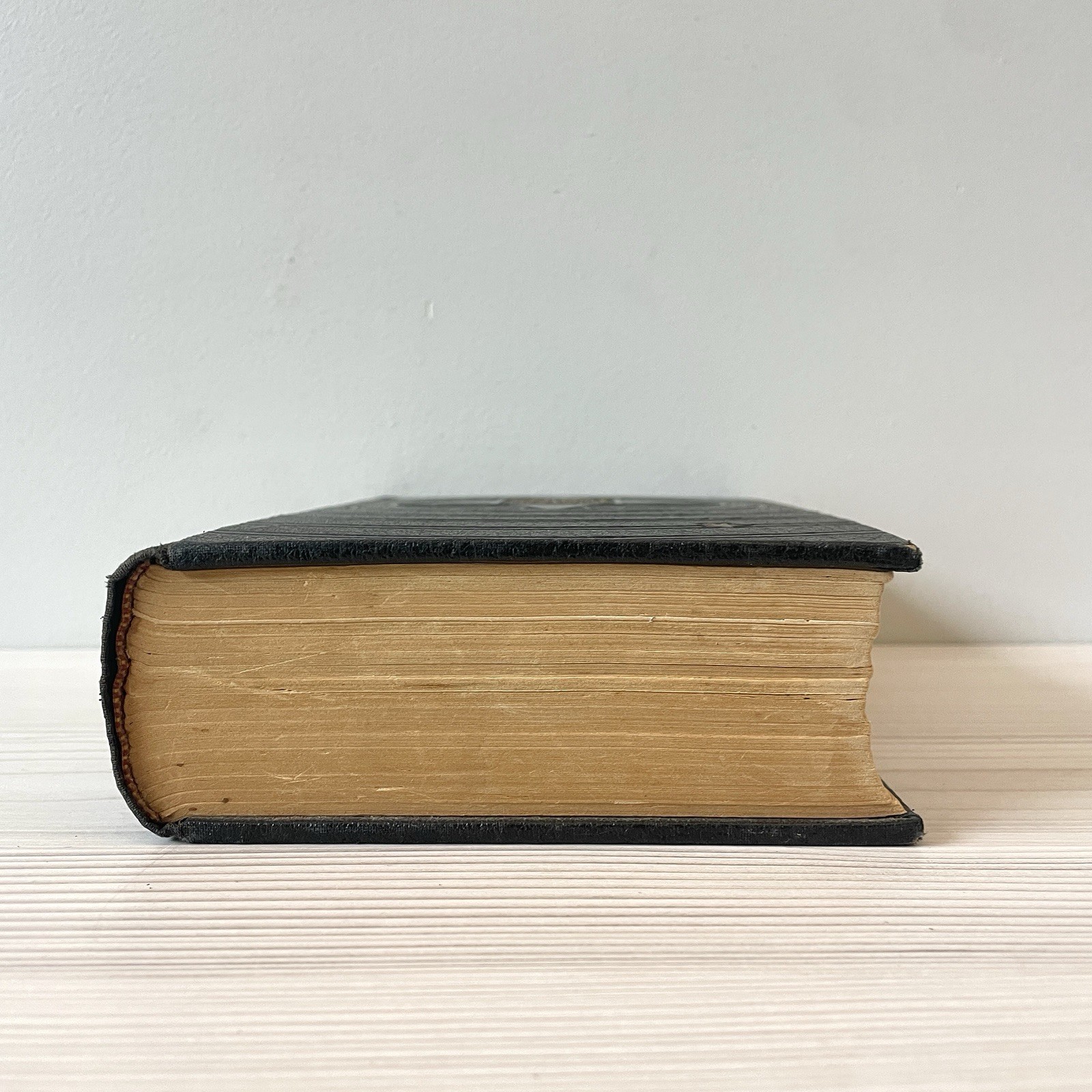Everybody’s Book of Fate and Fortune by Edward Lyndoe 1938 Astrology