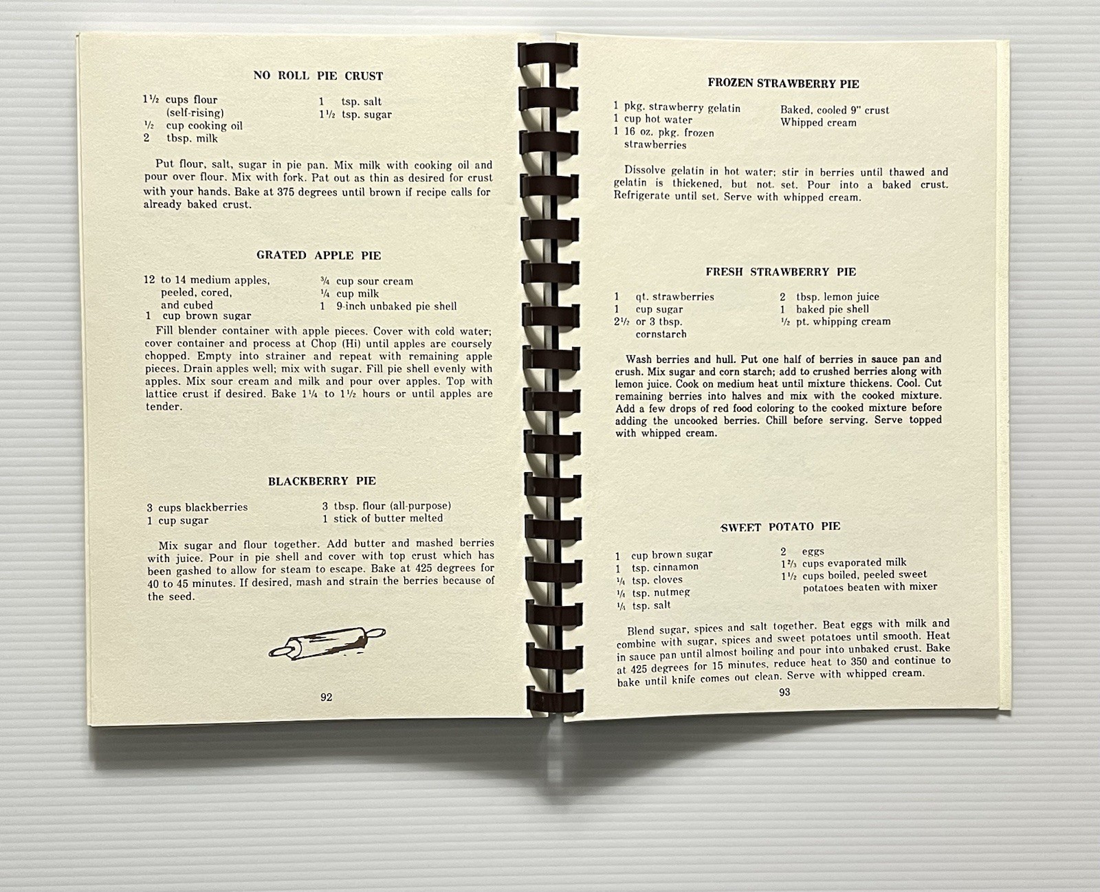 Famous Recipes from Mrs. Wilkes’ Boarding House SIGNED Cookbook SB 1985