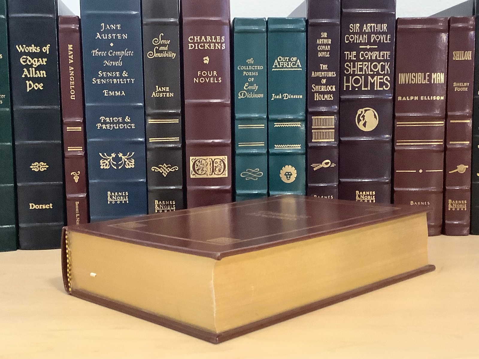 Charles Dickens – Four Novels Unabridged – leather , illustrated