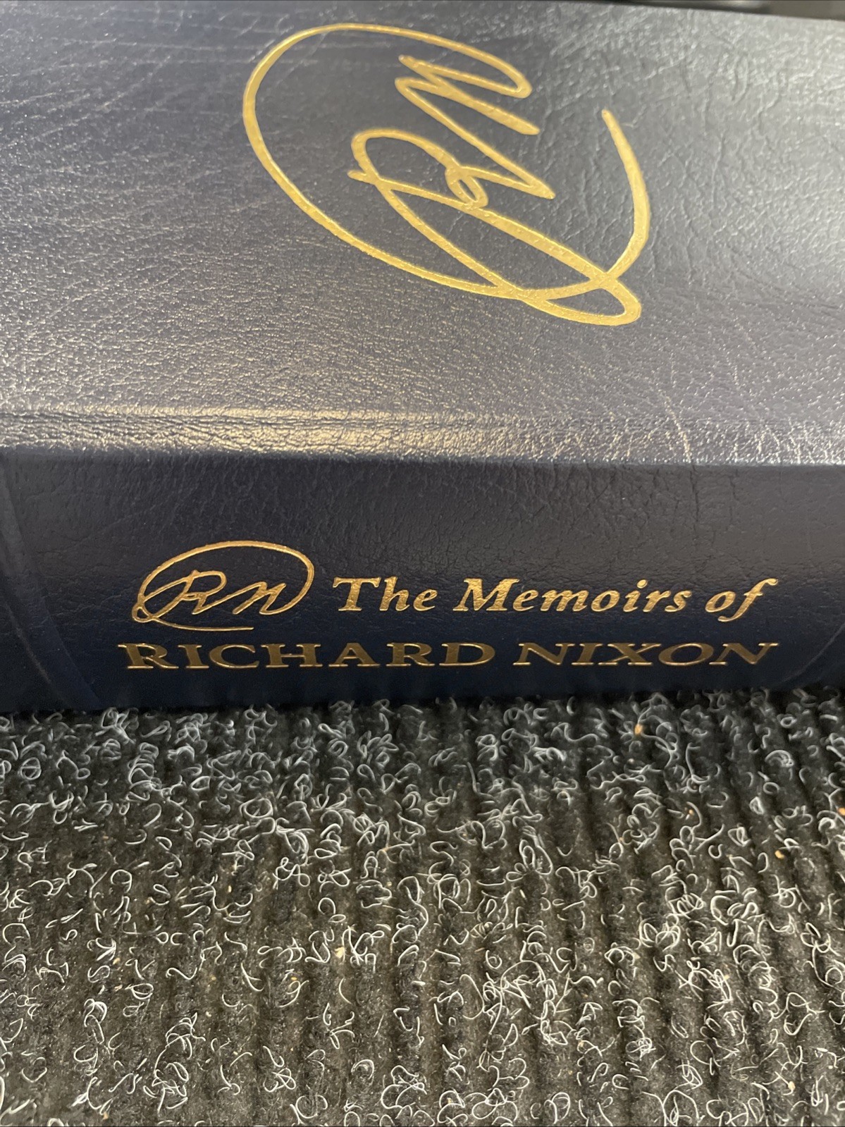 1988 Limited Edition Signed Easton Press The Memoirs of Richard Nixon Leather HC