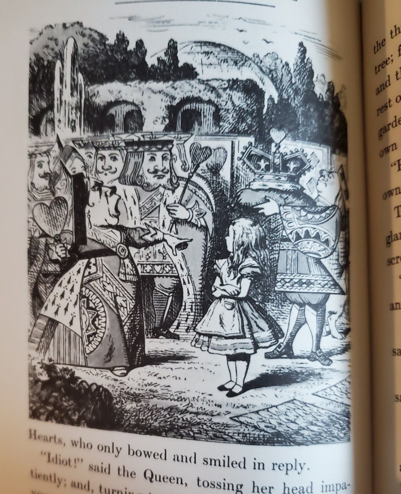 VINTAGE SET OF 2 BOOKS “ALICE’S ADVENTURES IN WONDERLAND”. CENTENNIAL EDIT. NEW.