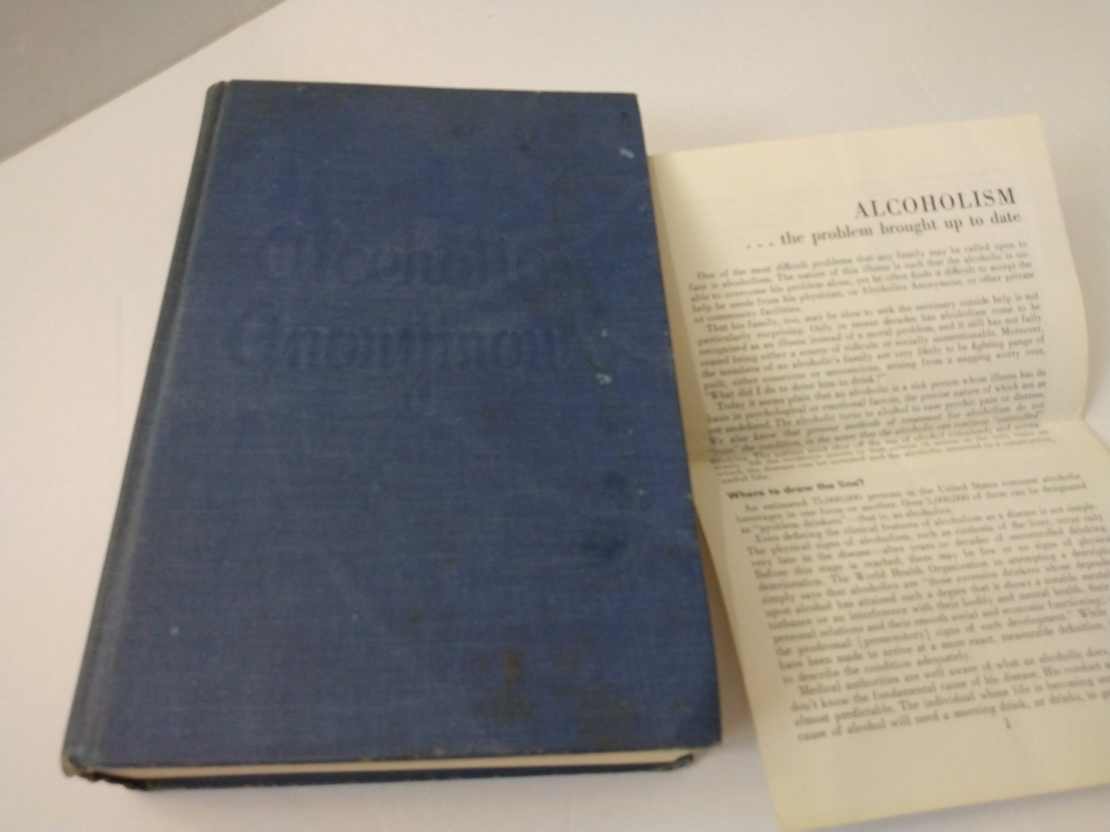 ALCOHOLICS ANONYMOUS BOOK 2ND EDITION 5TH PRINTING 1962 AA