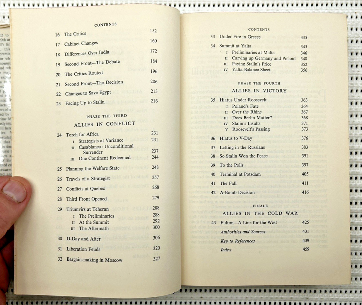 World War II The War That Churchill Waged Hardcover DJ First Edition 472pg