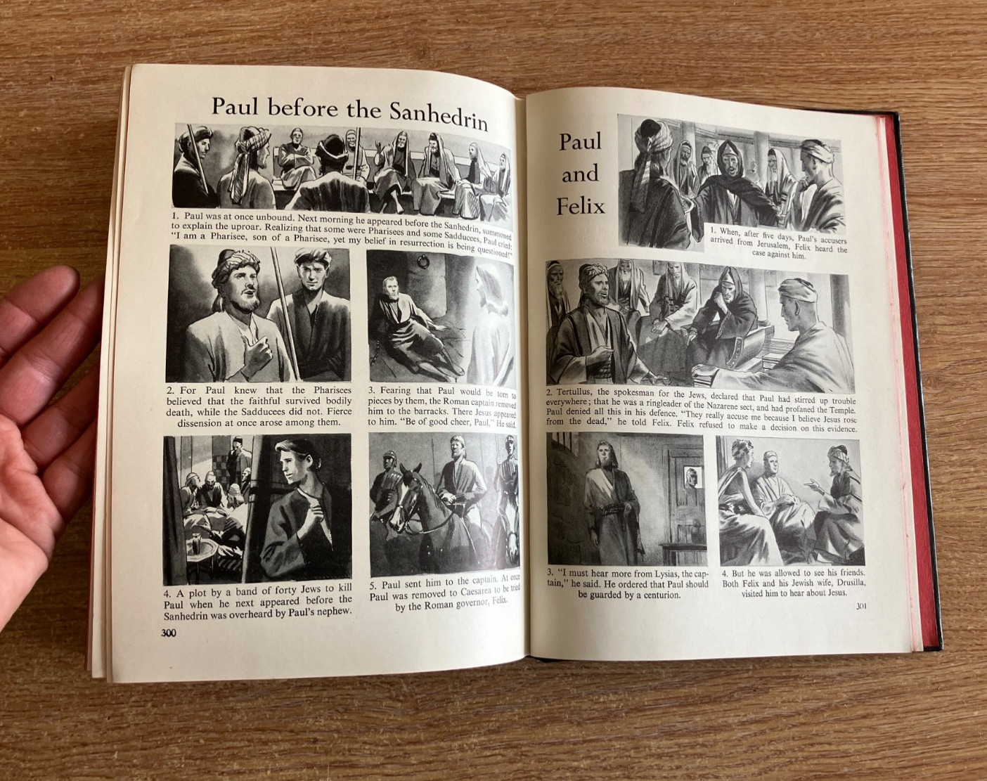 The Bible In Pictures odhams press Limited the Rev Ralph Kirby Vintage 1940s