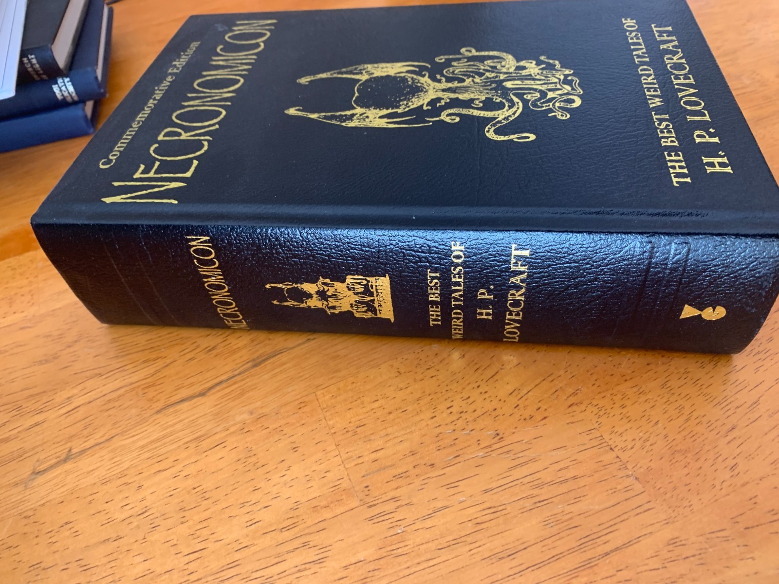 Necronomicon – H.P. Lovecraft – Hard Cover – best (of) Weird Tales perhaps?
