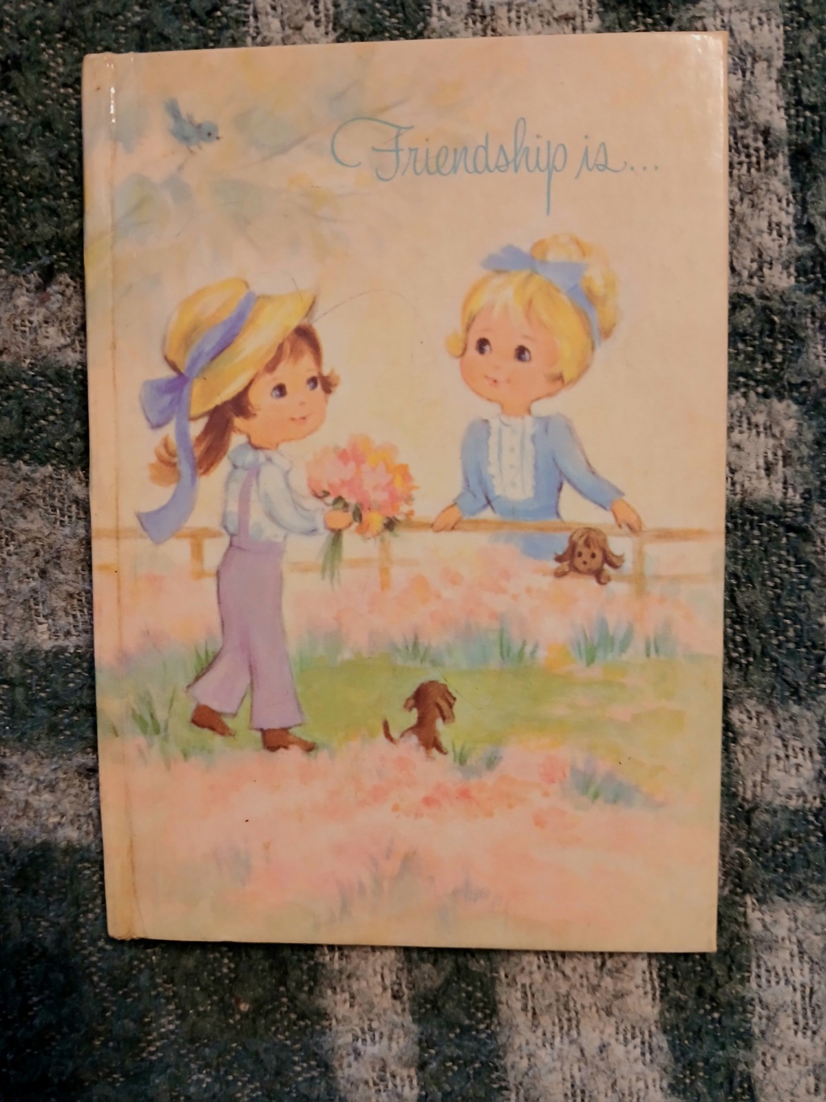 VTG 1970s Friendship Is… Mini Book 100BK4045-1.