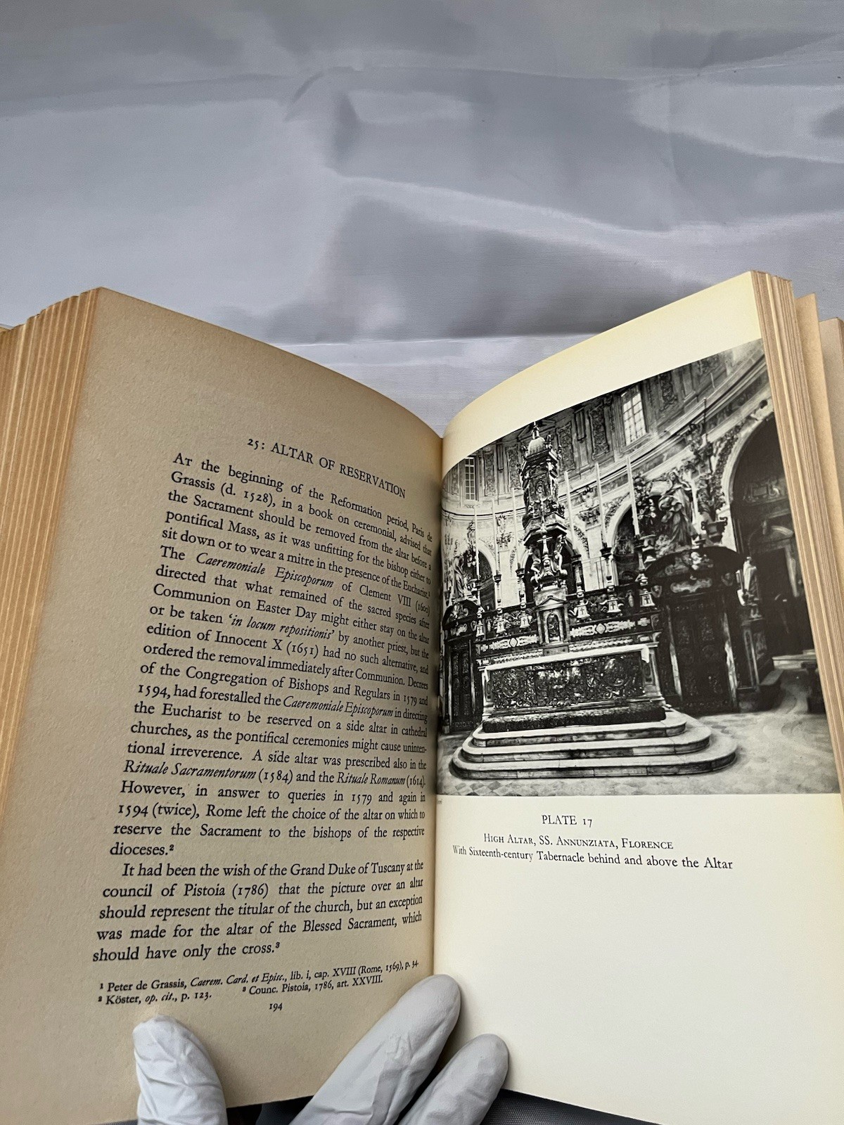 Eucharistic Reservation in the Western Church by Archdale A. King