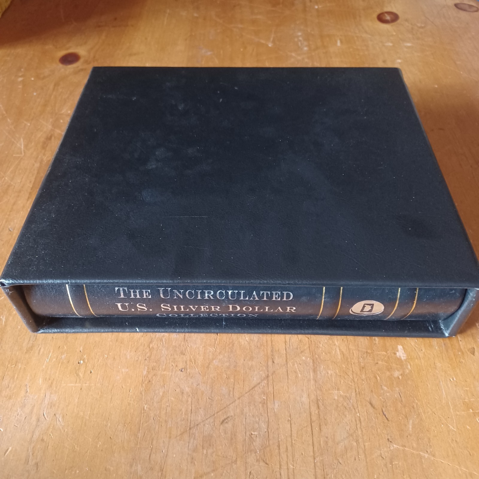 The Uncirculated US SIlver Dollar Collection Book PCS Stamps Holds 30 Coin Empty