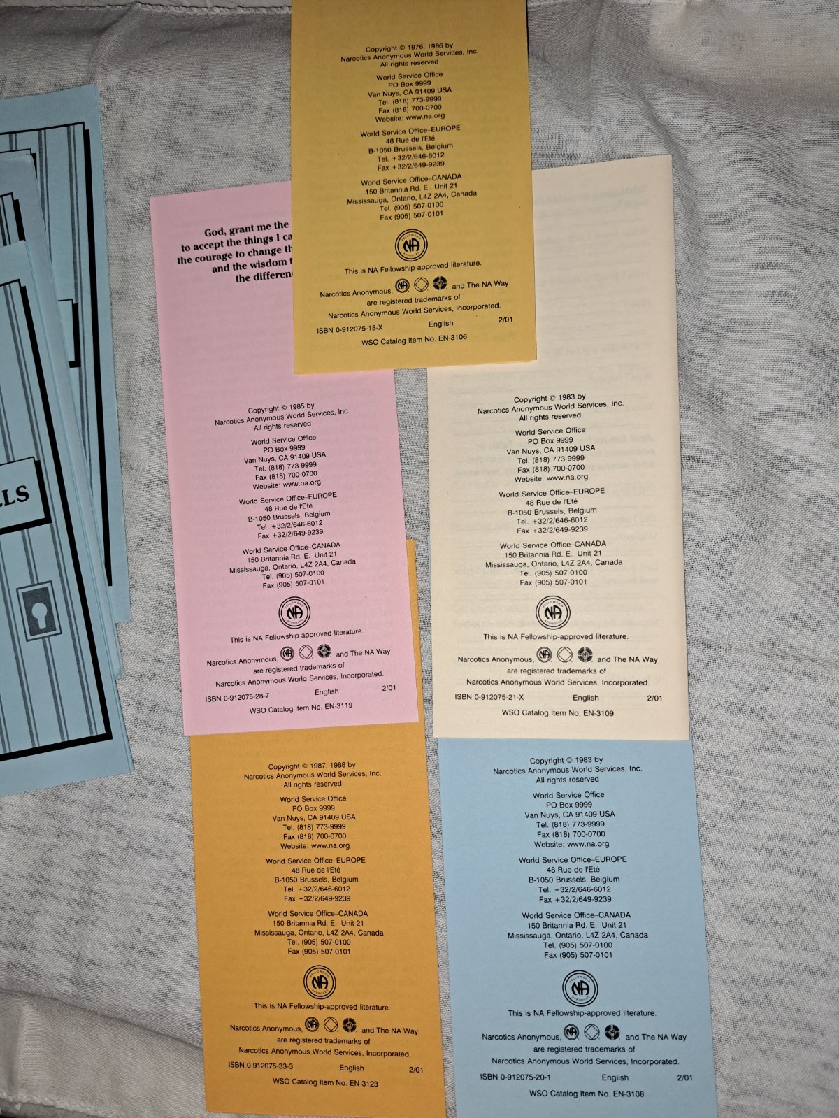 Three Narcotics Anonymous Behind the Walls Booklets plus five 2001 IPs – NEW