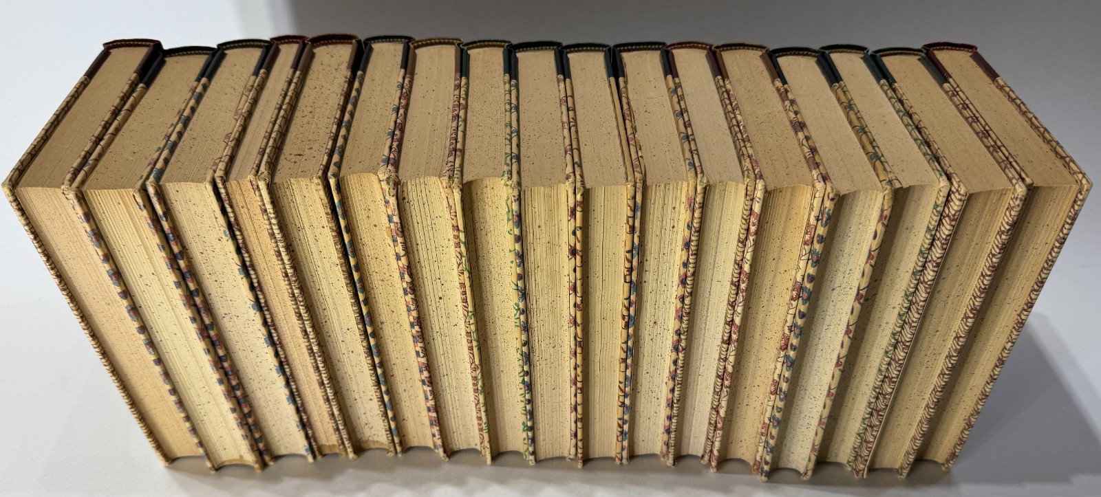 17 Pocket Books Collector’s Edition HC Classics Shakespeare Austen Dickens
