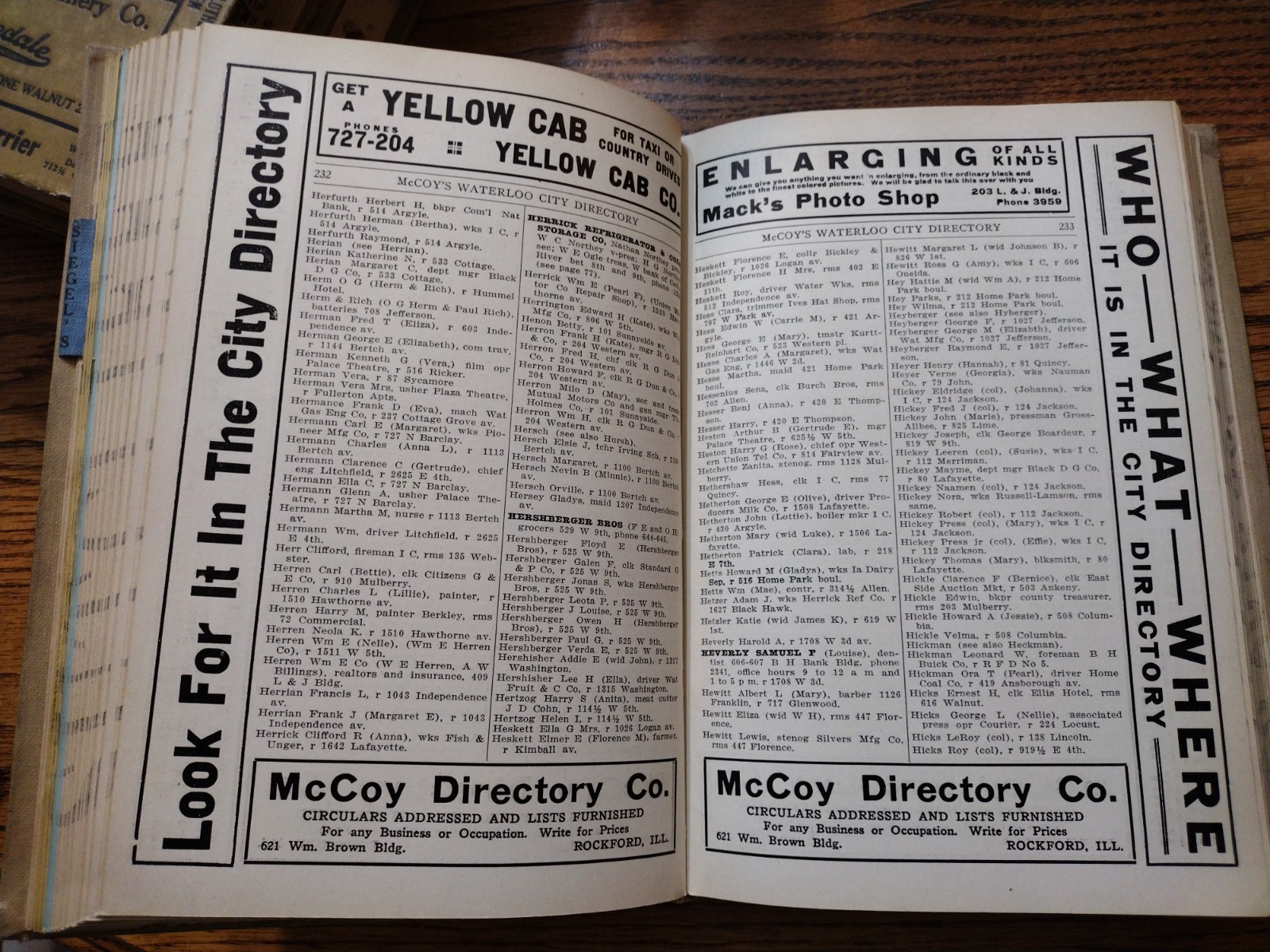 McCoy’s Waterloo & Black Hawk County Directory Buyer’s Guide 1922-23 611 pages