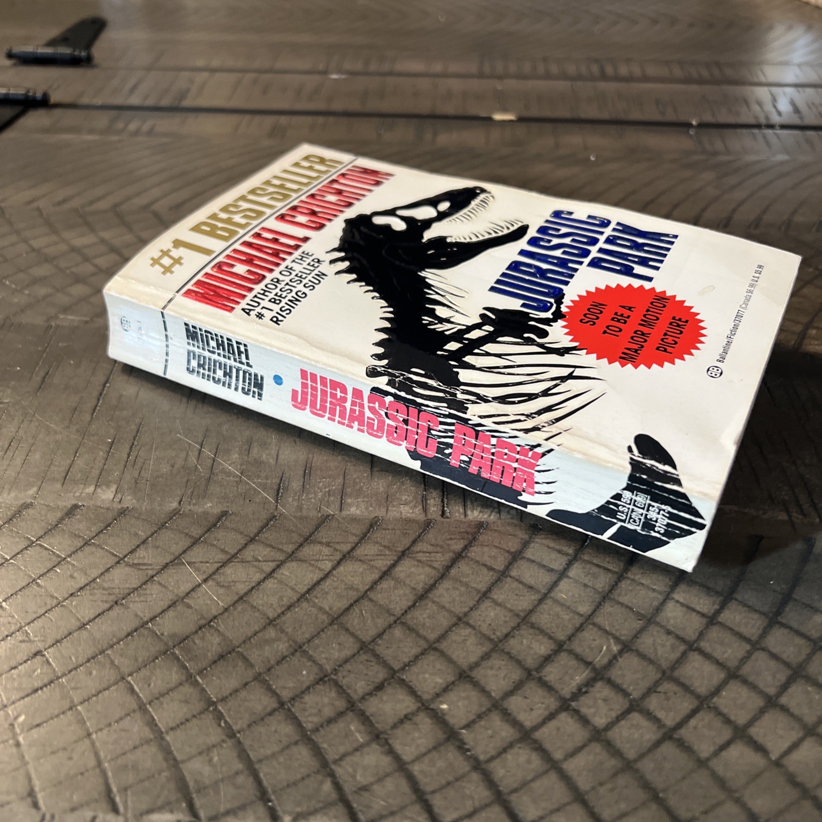 Jurassic Park by Michael Crichton 1991 Ballantine 15th Printing