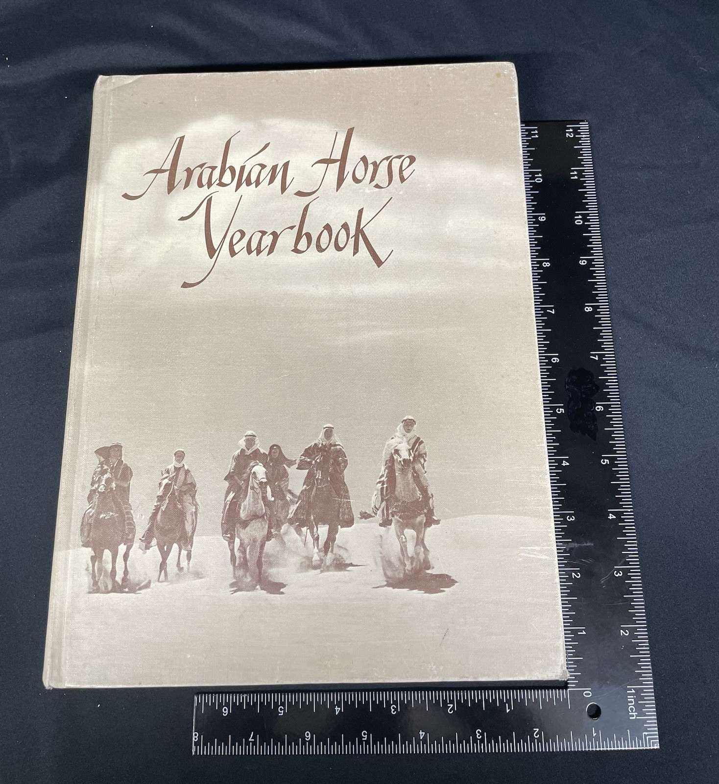 ARABIAN HORSE YEARBOOK (1972- Volume# 10) Good Condition