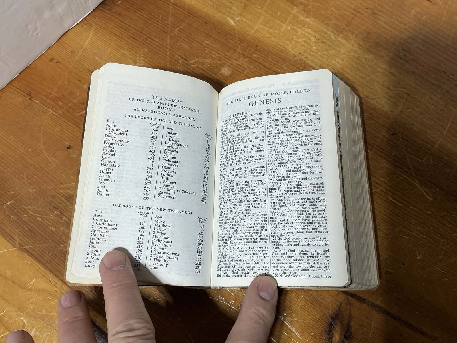 KJV Holy Bible Jerusalem olive wood Cover Collins Clear-type UNUSED ILLUSTRATED