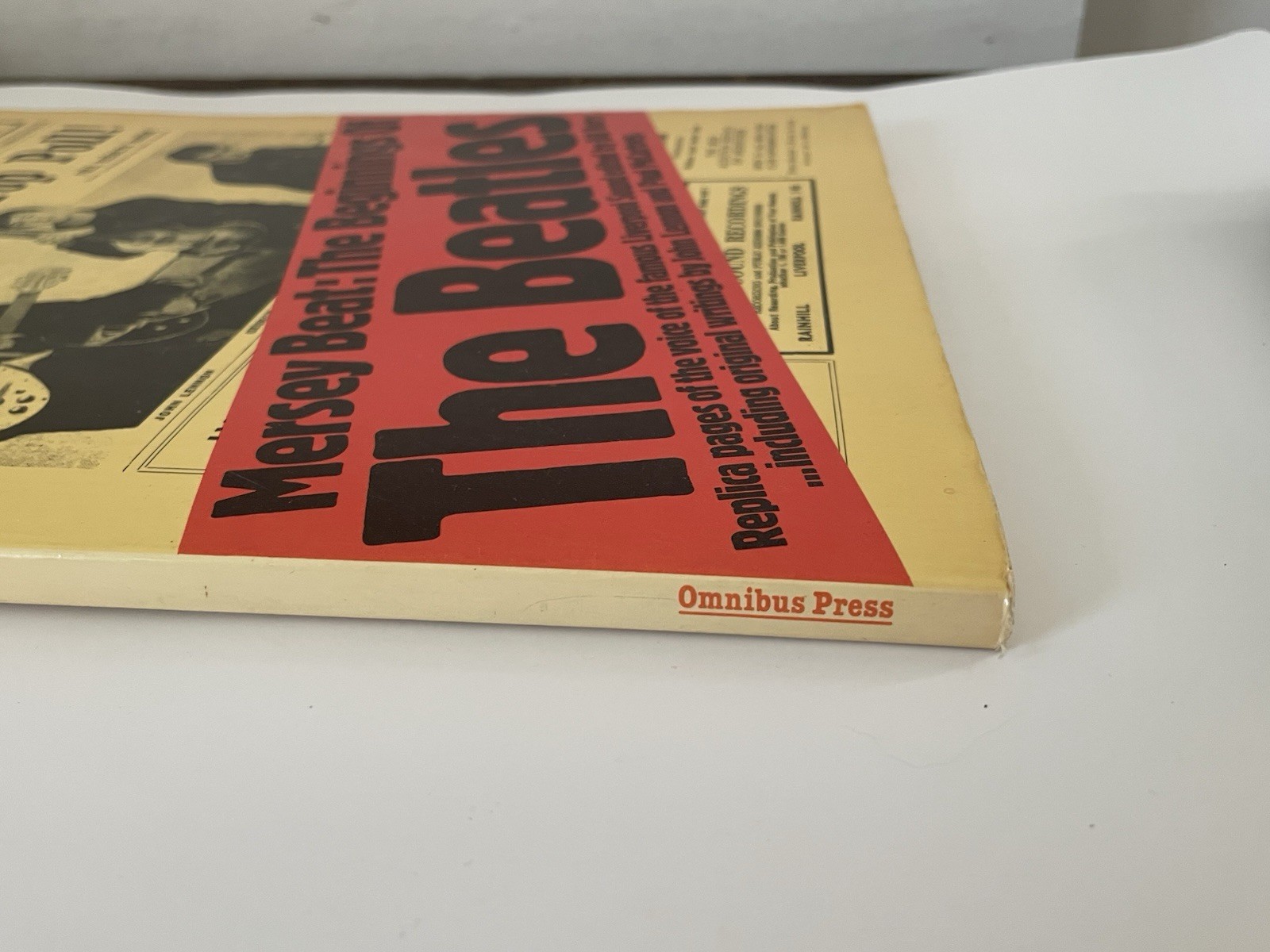 Omnibus Press Mersey Beat The Beatles Facsimile 1977 Bill Harry