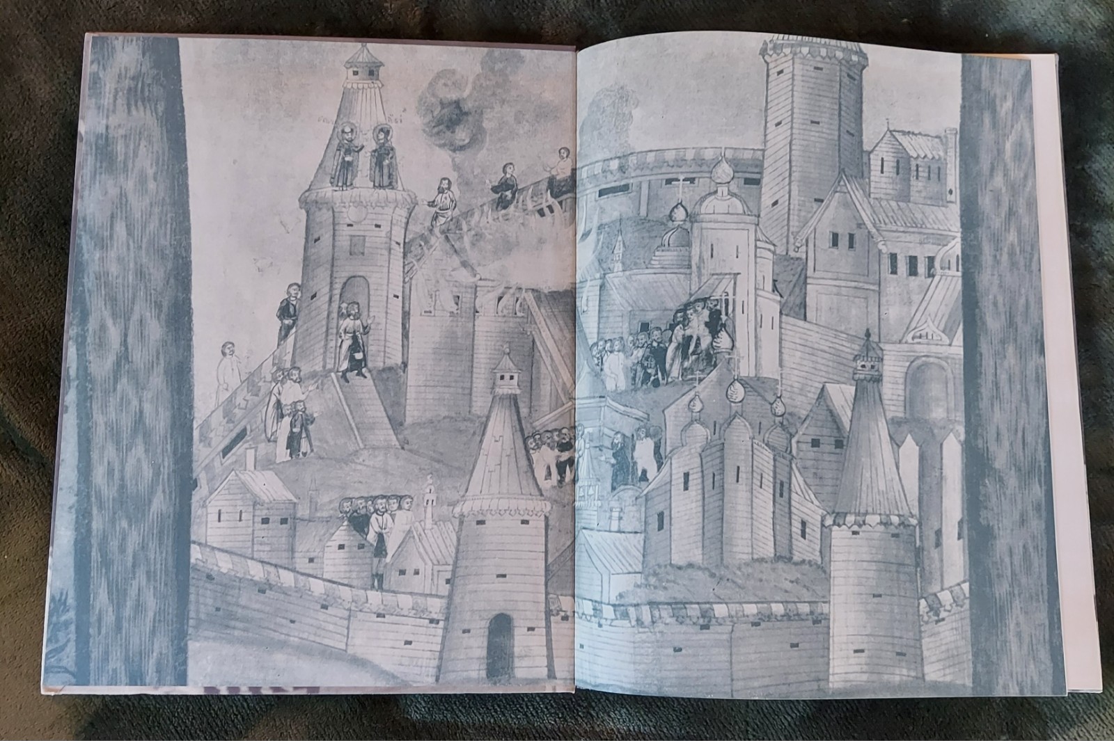 Monuments of Ancient Russian Architecture. Russian, English, French, German