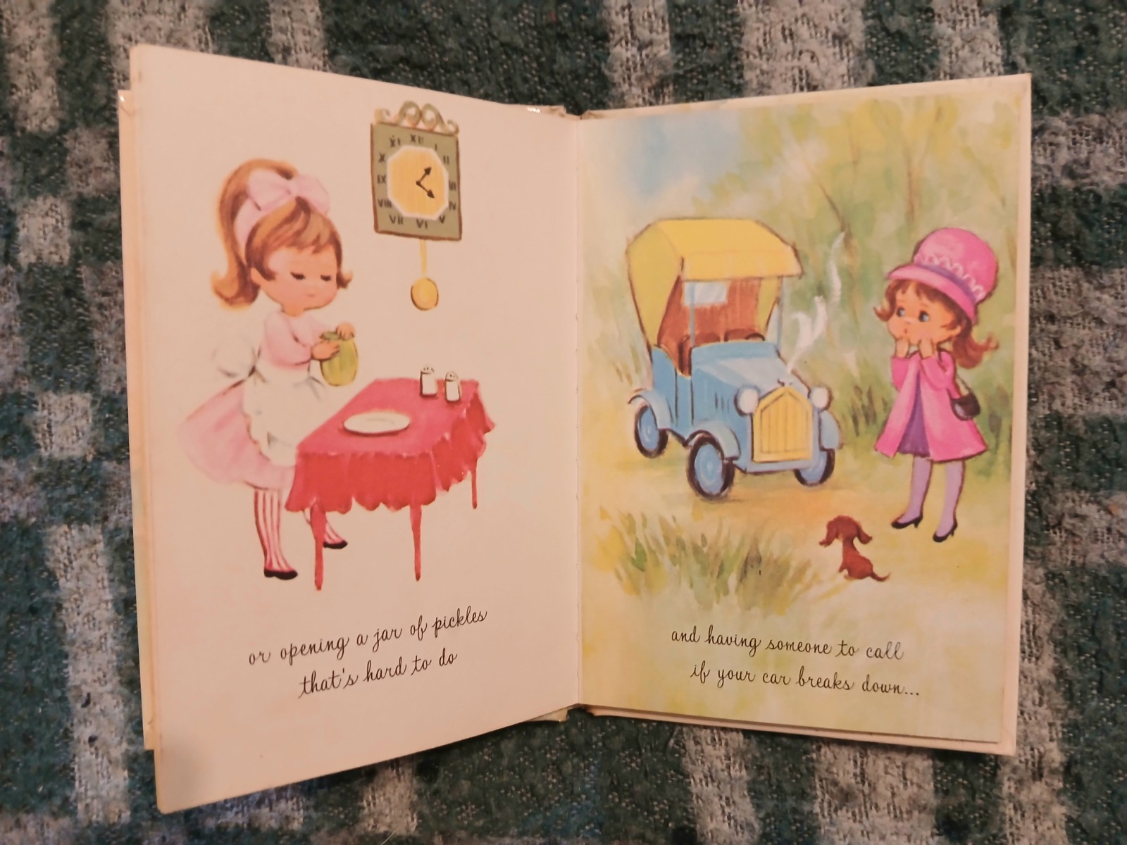 VTG 1970s Friendship Is… Mini Book 100BK4045-1.