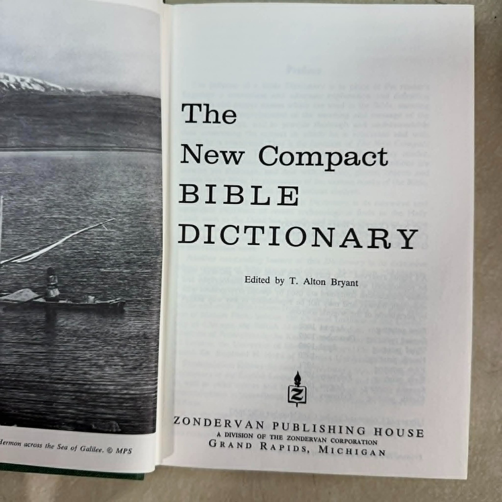 Unger’s Bible Handbook Compact Bible Dictionary Halleys Bible Handbook Lot of 3