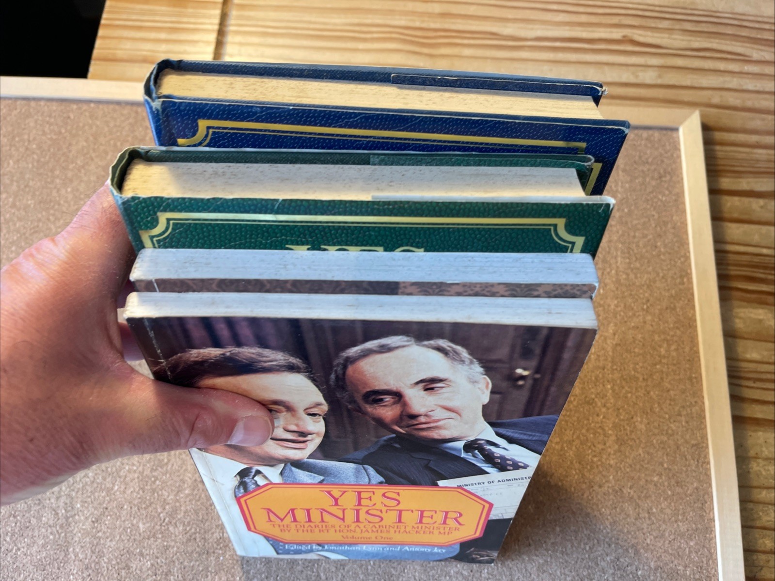 4X Yes Minister/Yes Prime Minister G to VG 2 HB 2 PB 1981-88 Lynn & Jay
