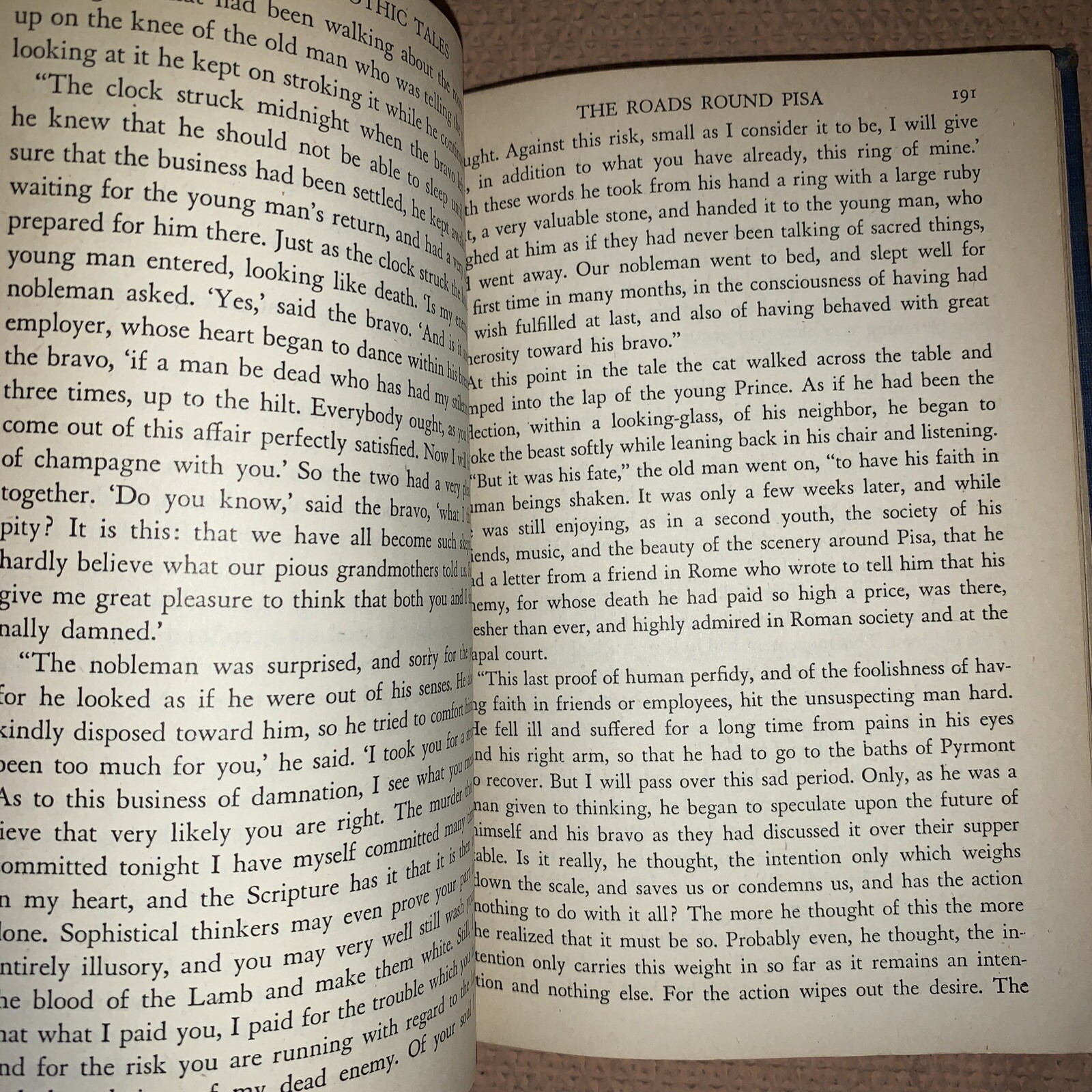Seven Gothic Tales by Isak Dinesen 1934 Modern Library Vintage Book