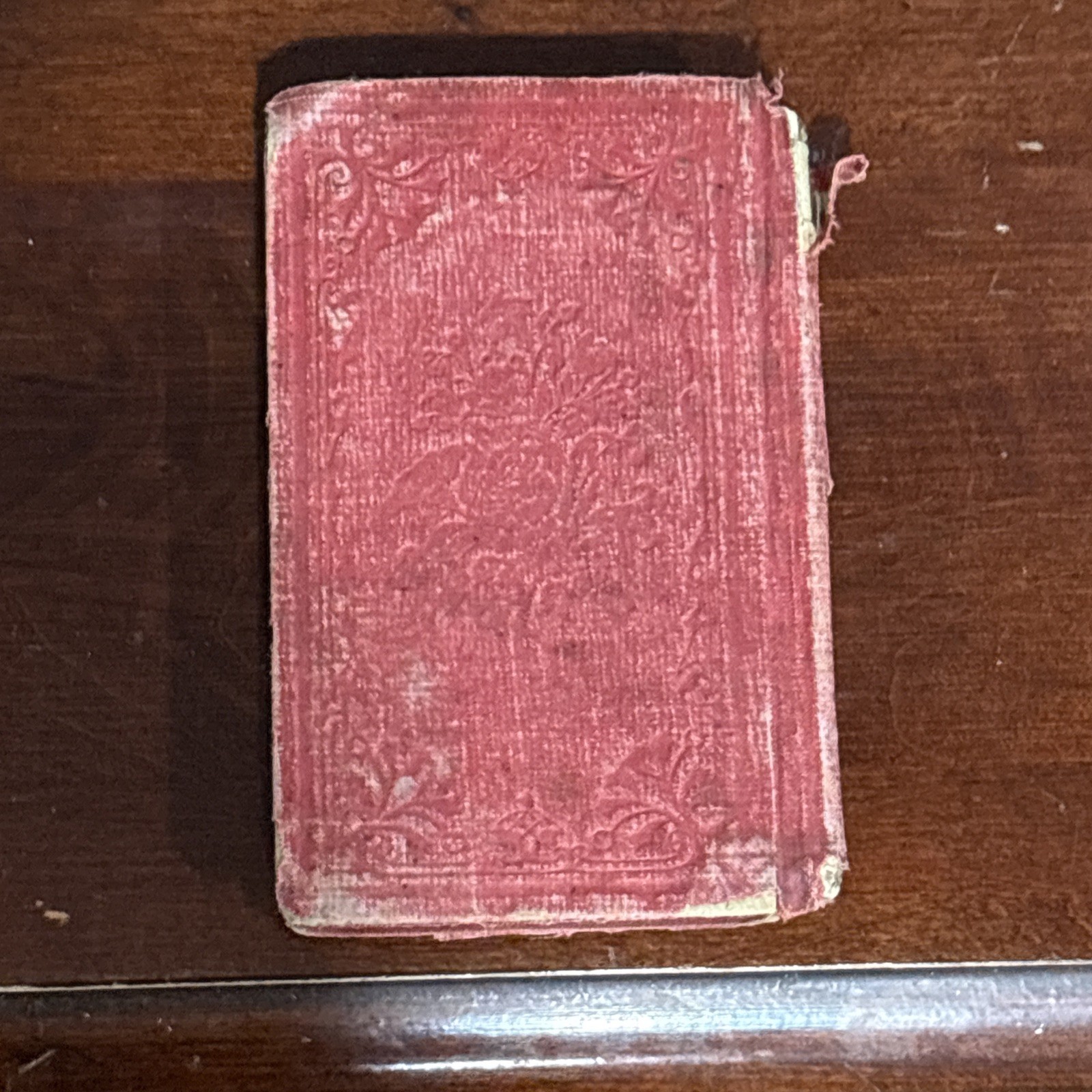 Antique “The Lady’s Token Or Gift Of Friendship”1848 Pocket Sized Literary Anual