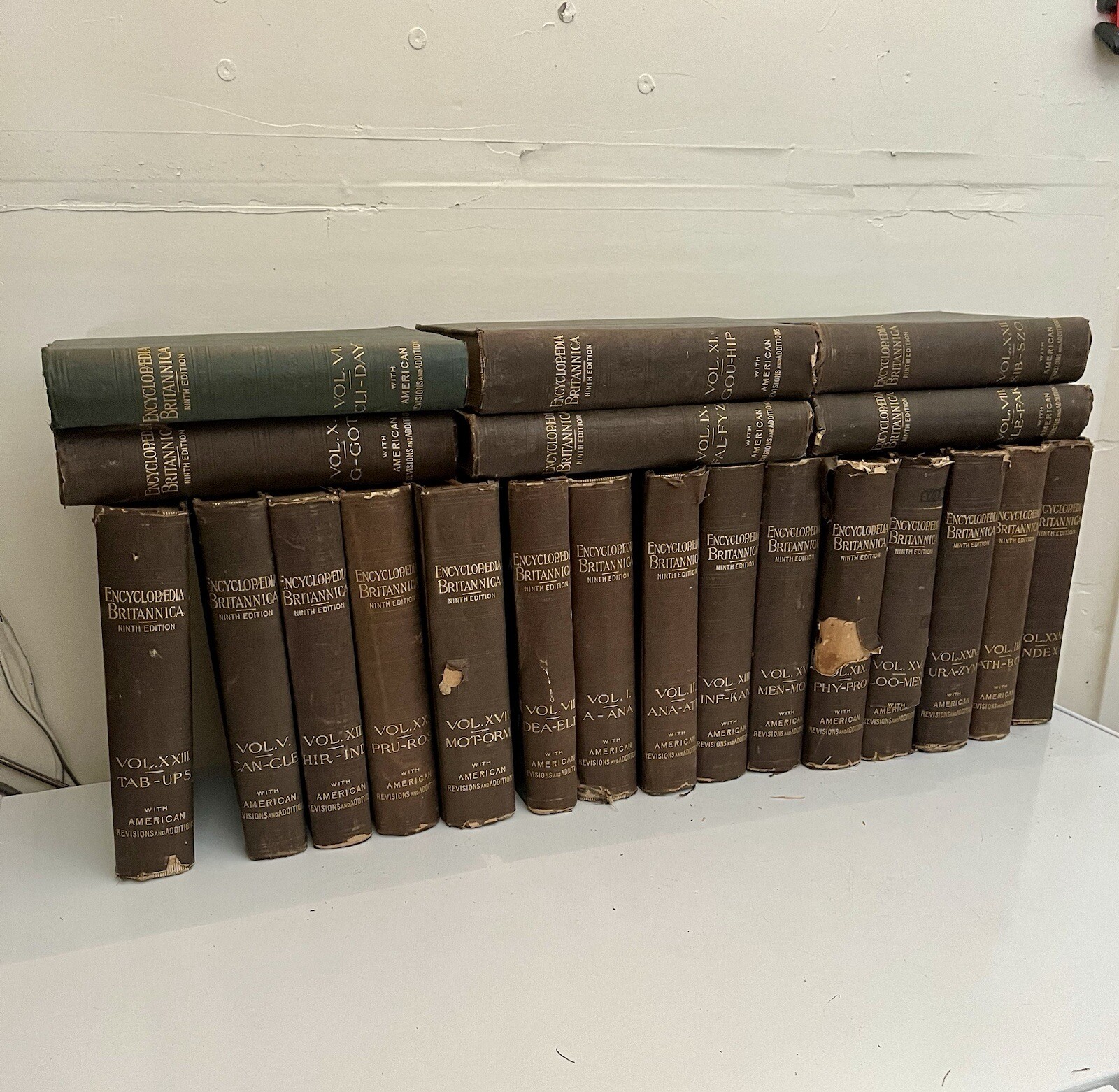 21 volume set Ninth Edition Encyclopedia Britannica 1892 Peale antique vintage