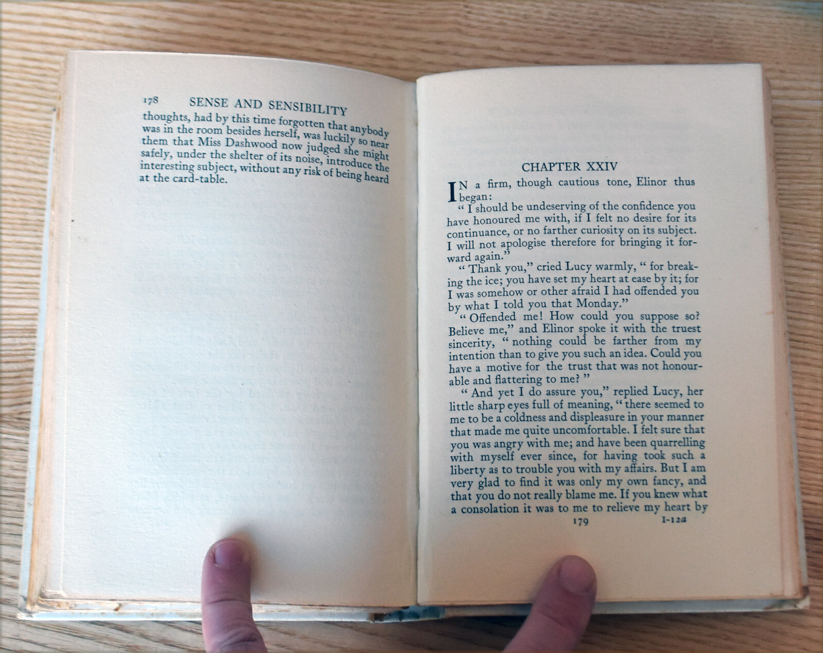 Jane Austen Sense and Sensibility Chatto & Windus Wallis Mills ed.