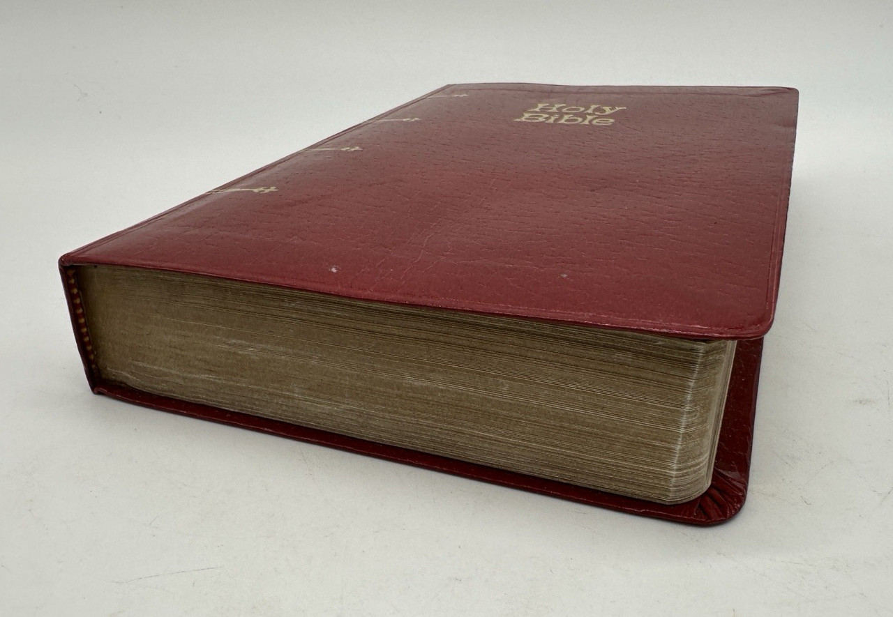 Holy Bible New American Catholic NAB Edition Red Faux Leather 1971 Thomas Nelson