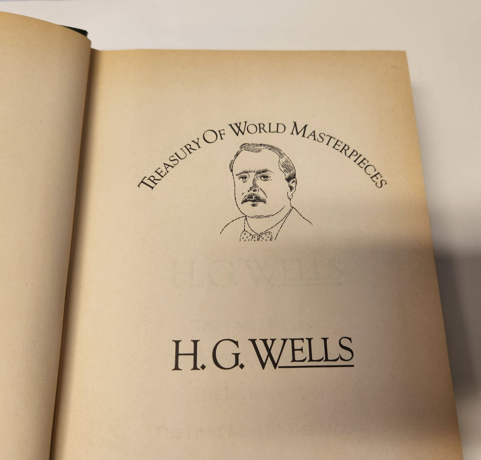 H. G. Wells : Treasury of World Masterpieces – Deluxe Bonded Leather Edition