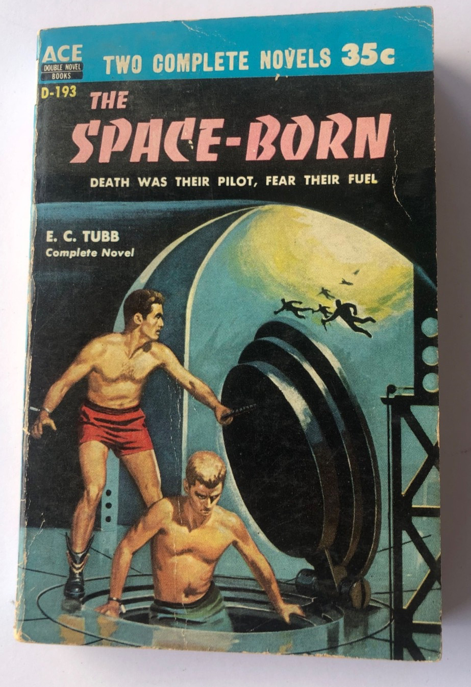 ACE D-193: The Space-Born by E.C. Tubb / The Man Who JAPED by Phillip K. Dick