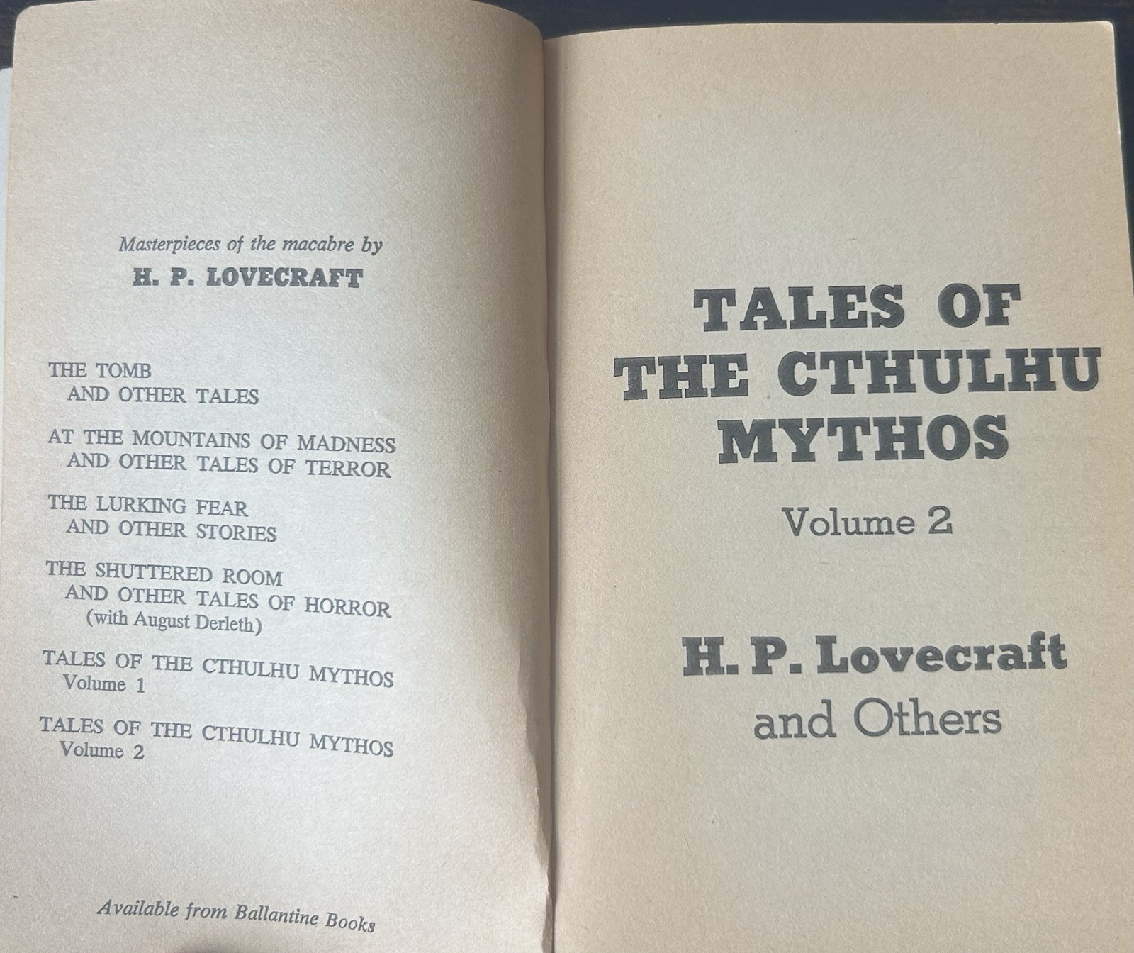 Tales of the Cthulhu Mythos Volume 2 H.P. Lovecraft 1971 Illustrated