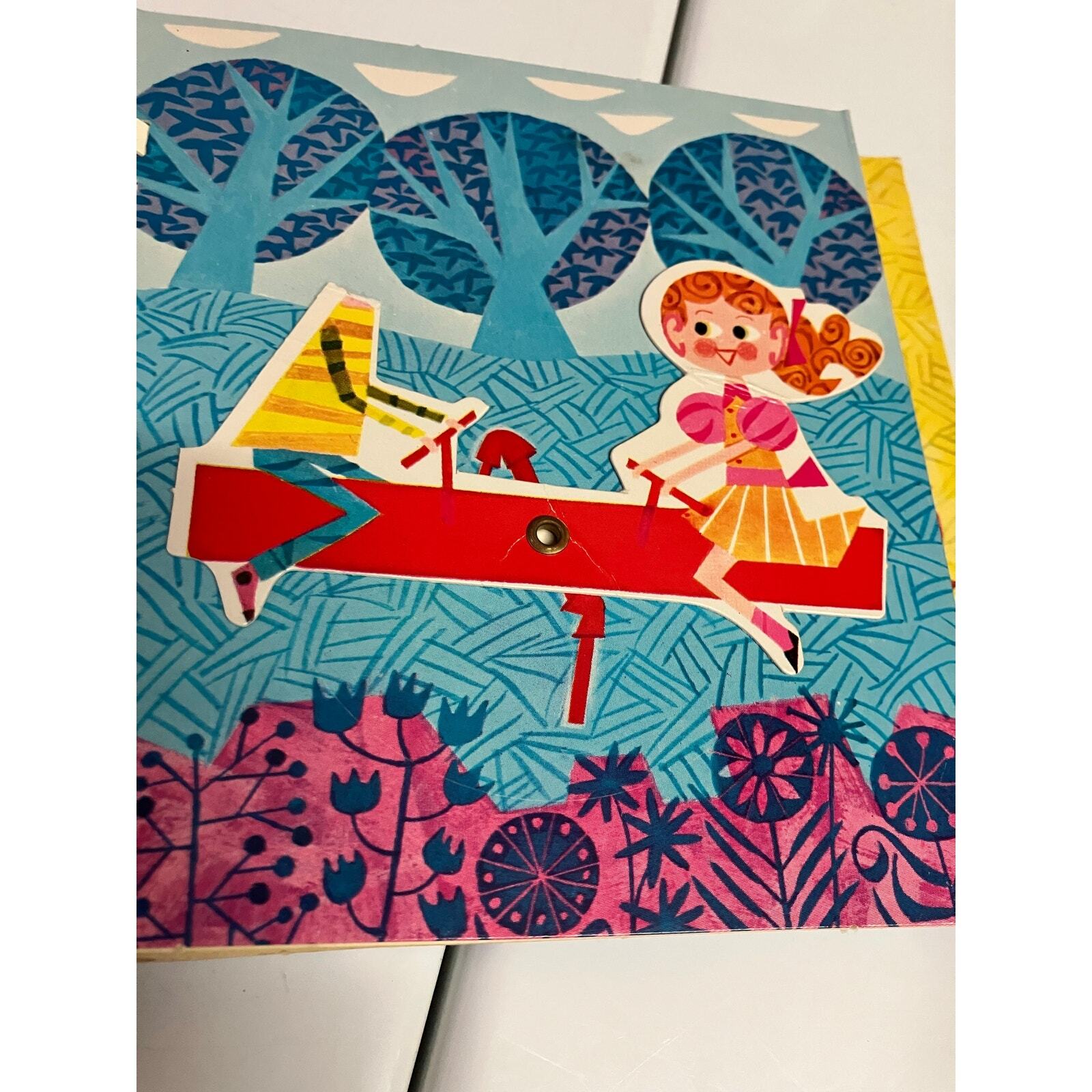 The LOOK LOOK BOOK, Vintage, 50s-60s(?) Board Book Children’s Interactive Golden