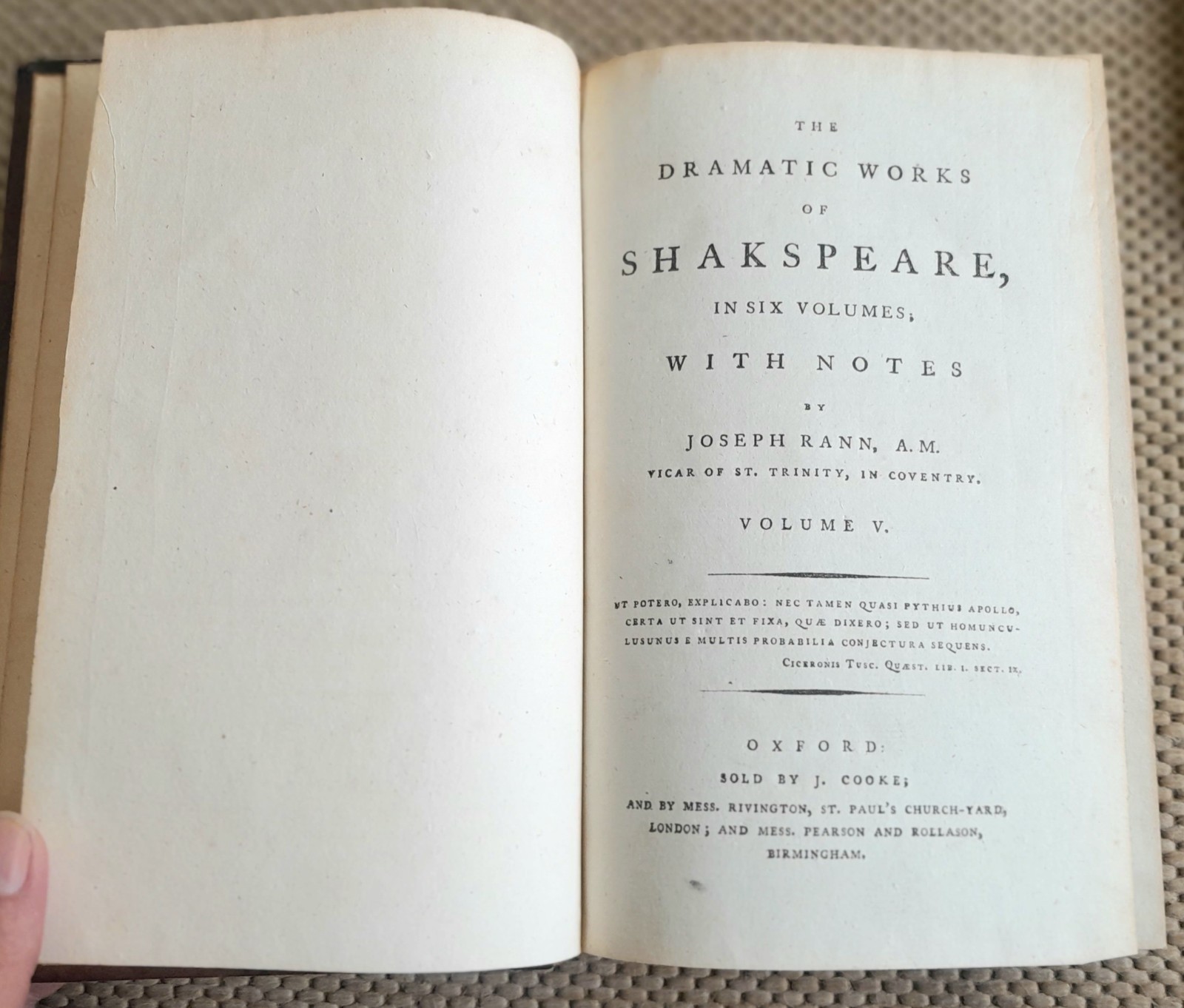 1700s THE WORKS OF WILLIAM SHAKESPEARE, FINE BINDINGS, GOOD CONDITION