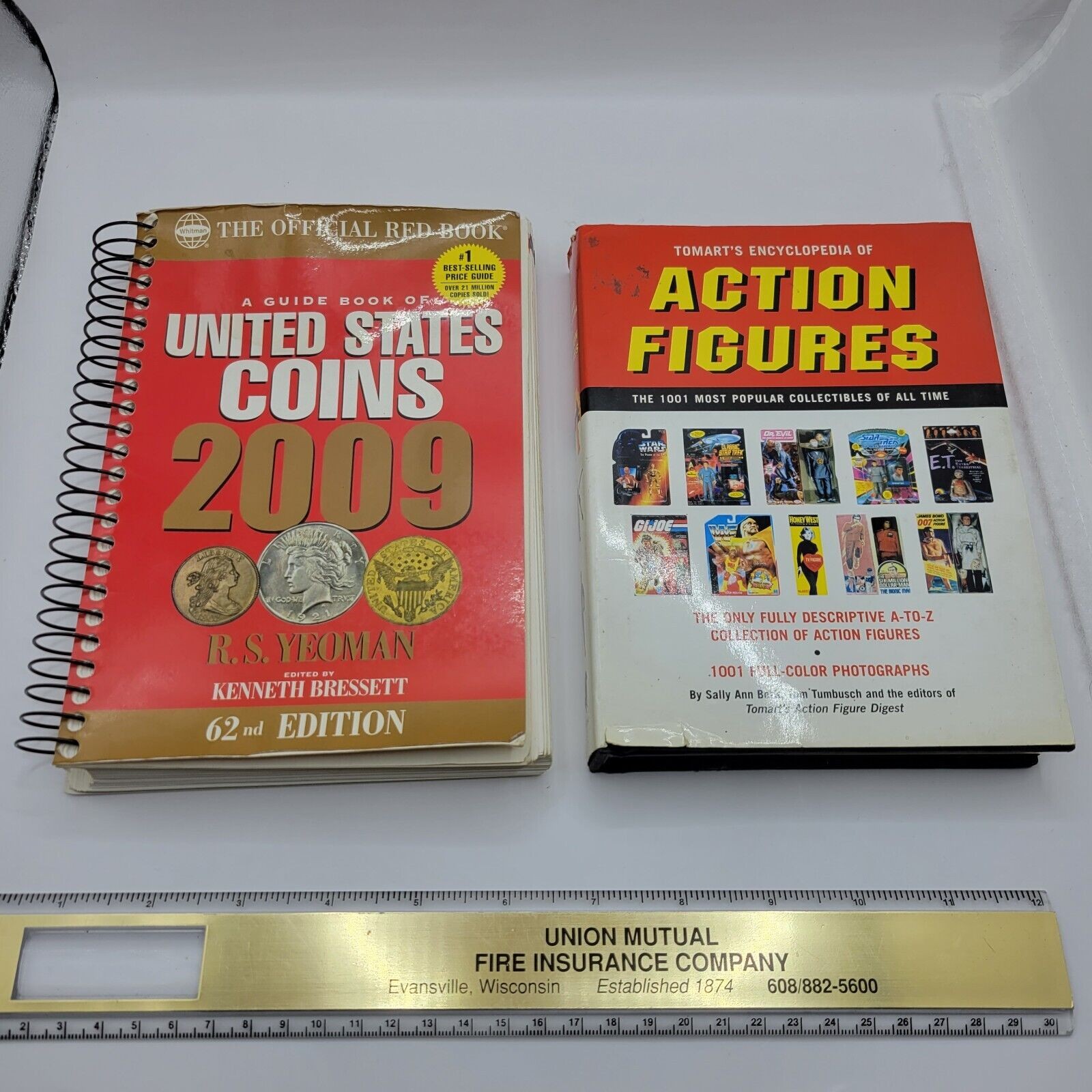Books Lot of 2 – Kenneth Bressett US Coins 2009 & Sally Berk 2000 Action Figures