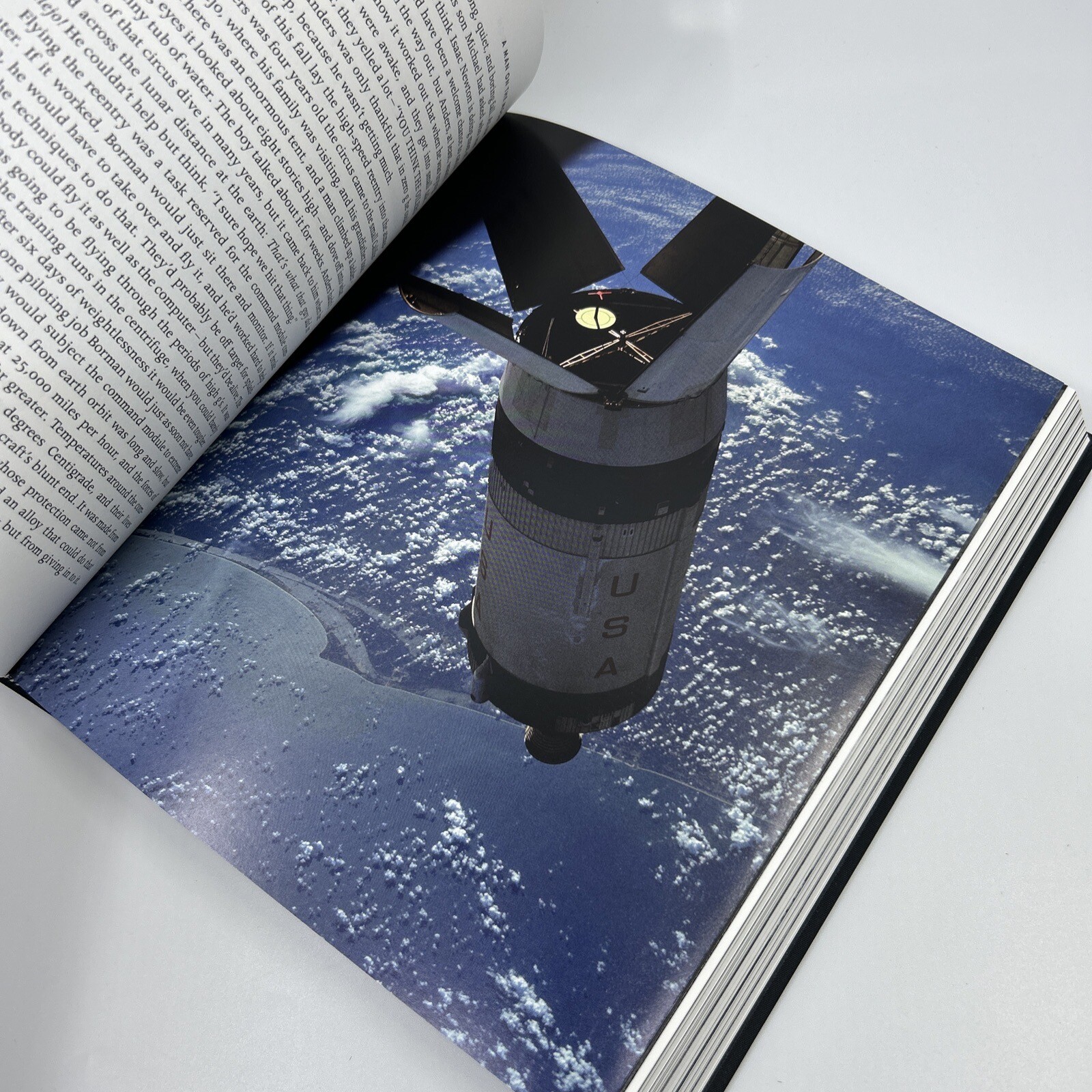 FOLIO SOCIETY A Man on the Moon Andrew Chaikin 2V NASA Voyages Apollo Astronauts