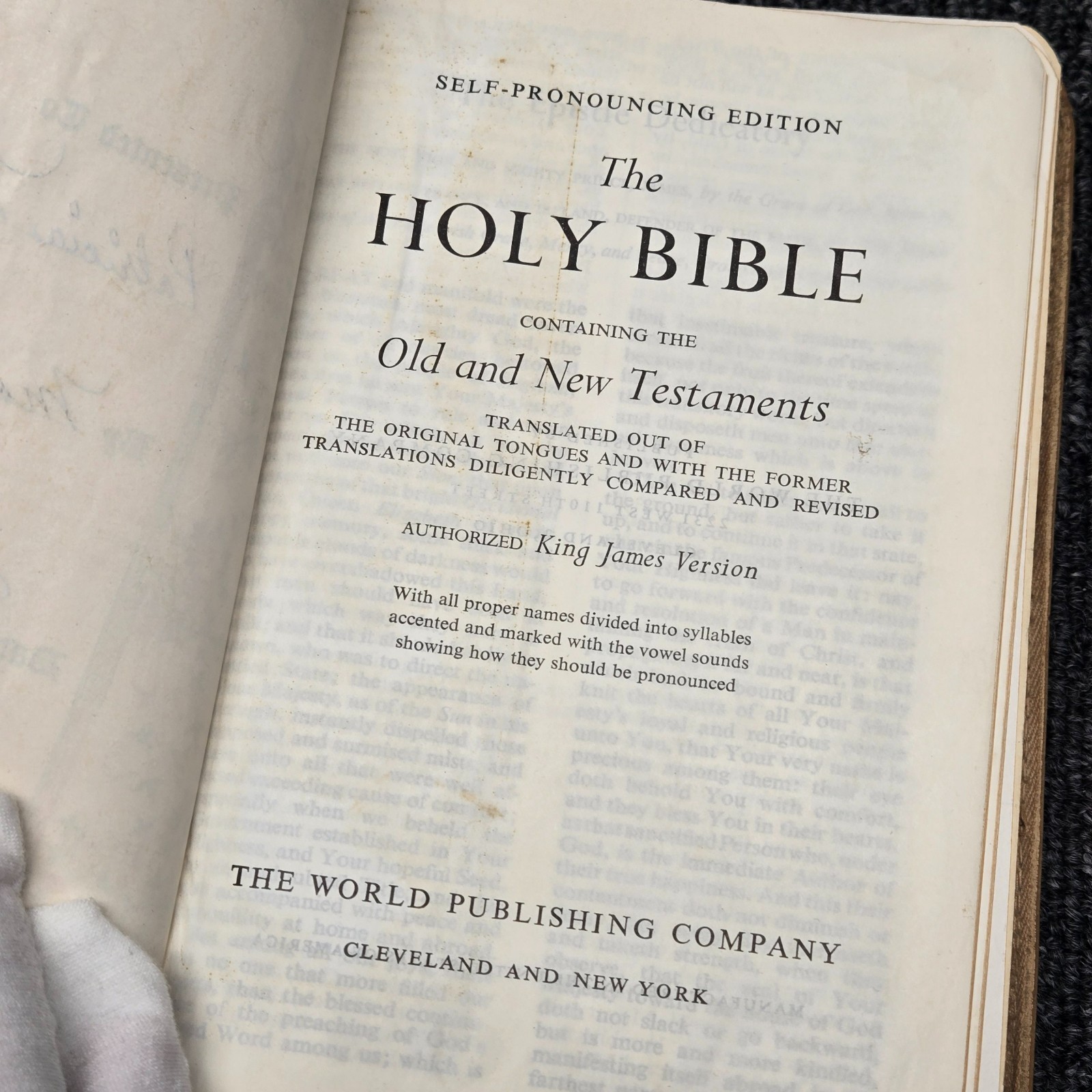 Holy Bible Leather 1960s King James Version Self‑Pronouncing with Box