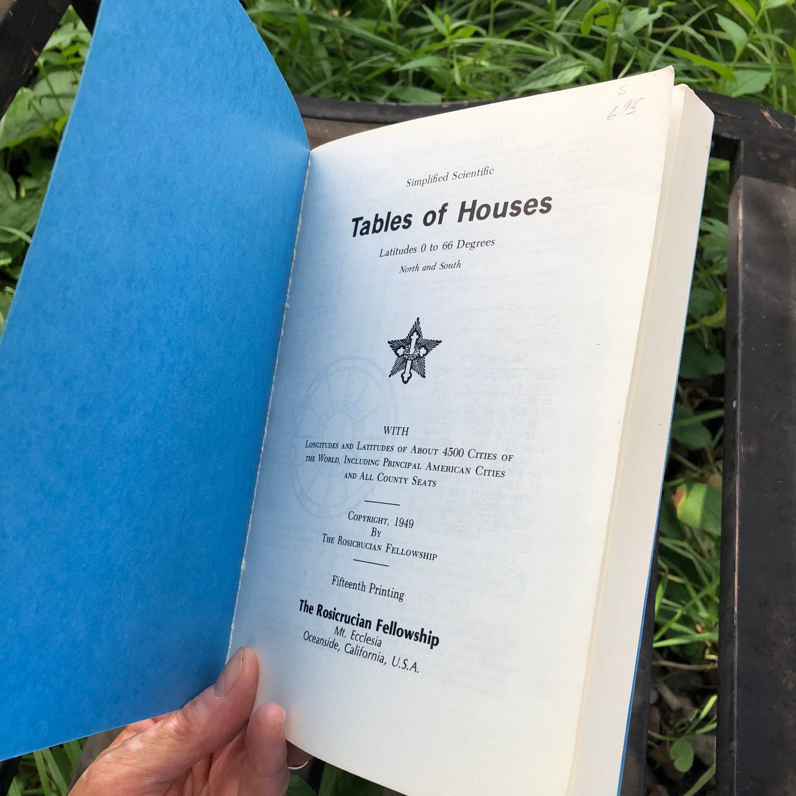 SIMPLIFIED SCIENTIFIC TABLES OF HOUSES Latitude 1 to 66 Degrees Rosicrucian 1949