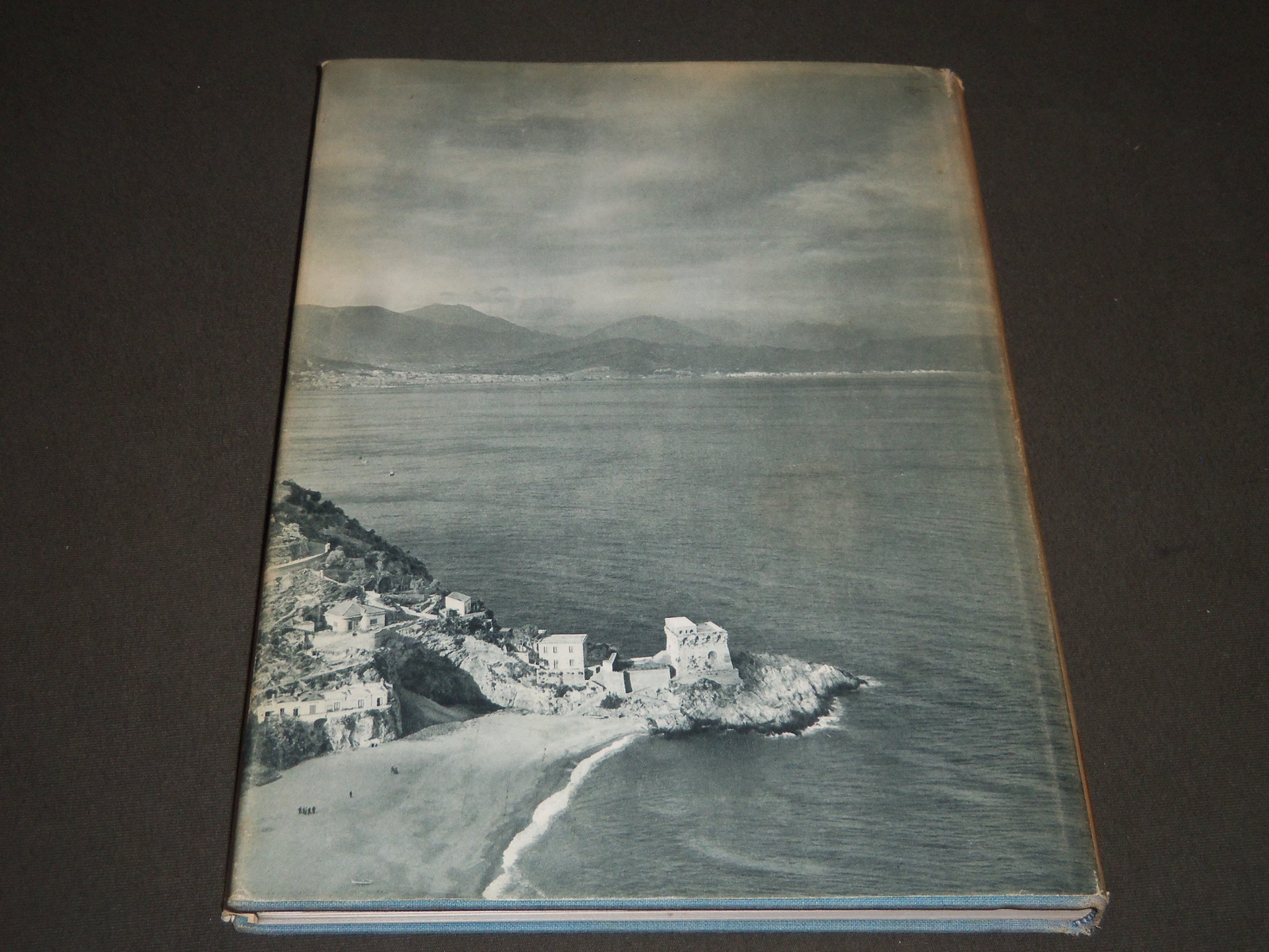 1953 ITALY BY MARTIN HULIMANN HARDCOVER BOOK – NICE PHOTOS – I 484