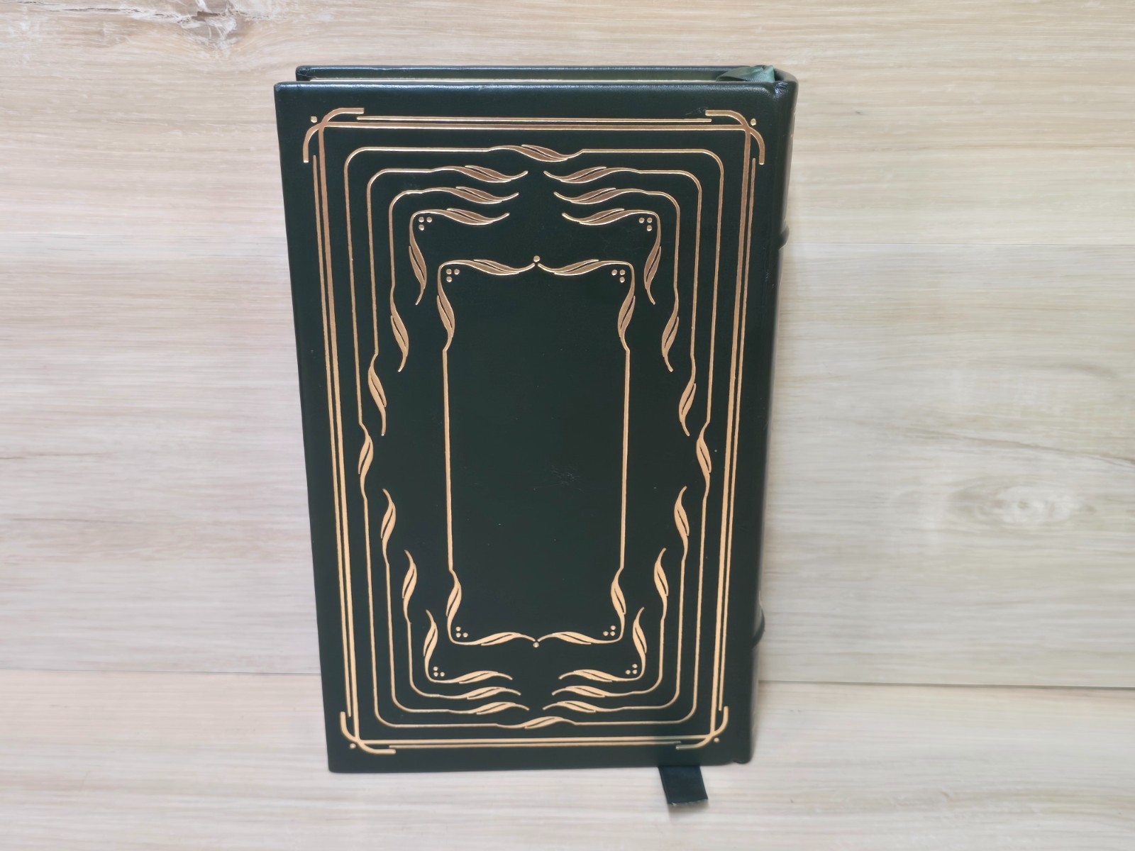Franklin Library Isak Dinesen Seven Gothic Tales 1978 Leather Bound