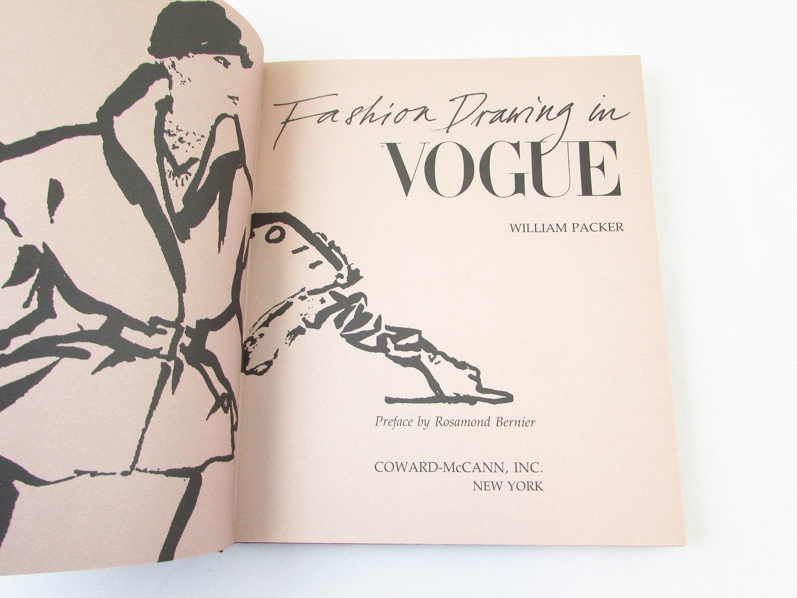 Fashion Drawing In Vogue William Packer 1983 Coward-McCann HC