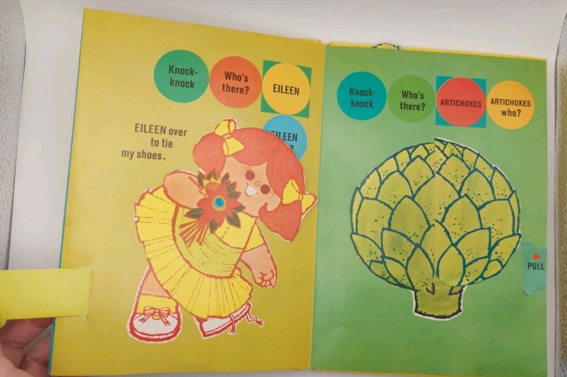 📚 Pop‑Up Knock Knock – Random House #20 (Used, Late 1970s Printing)
