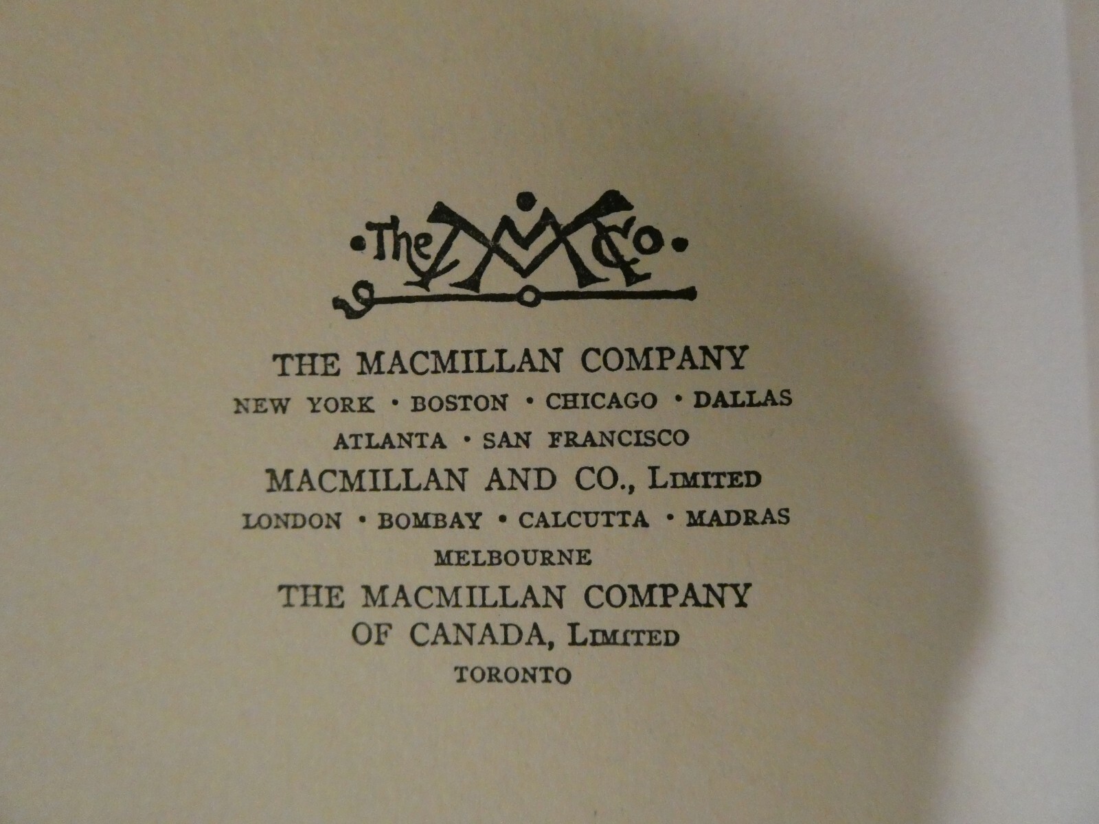 HEADHUNTING IN THE SOLOMON ISLANDS PUB 1942 1ST ED ILLUSTRATED 416 PAGES